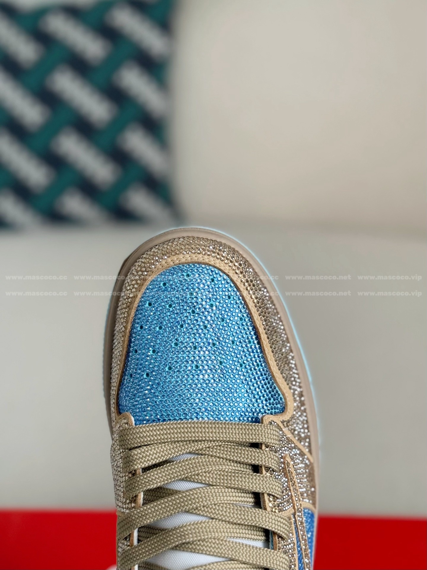 「#4548」Jordan 1 Hand-Set Rhinestones Low Sneakers - Image 9