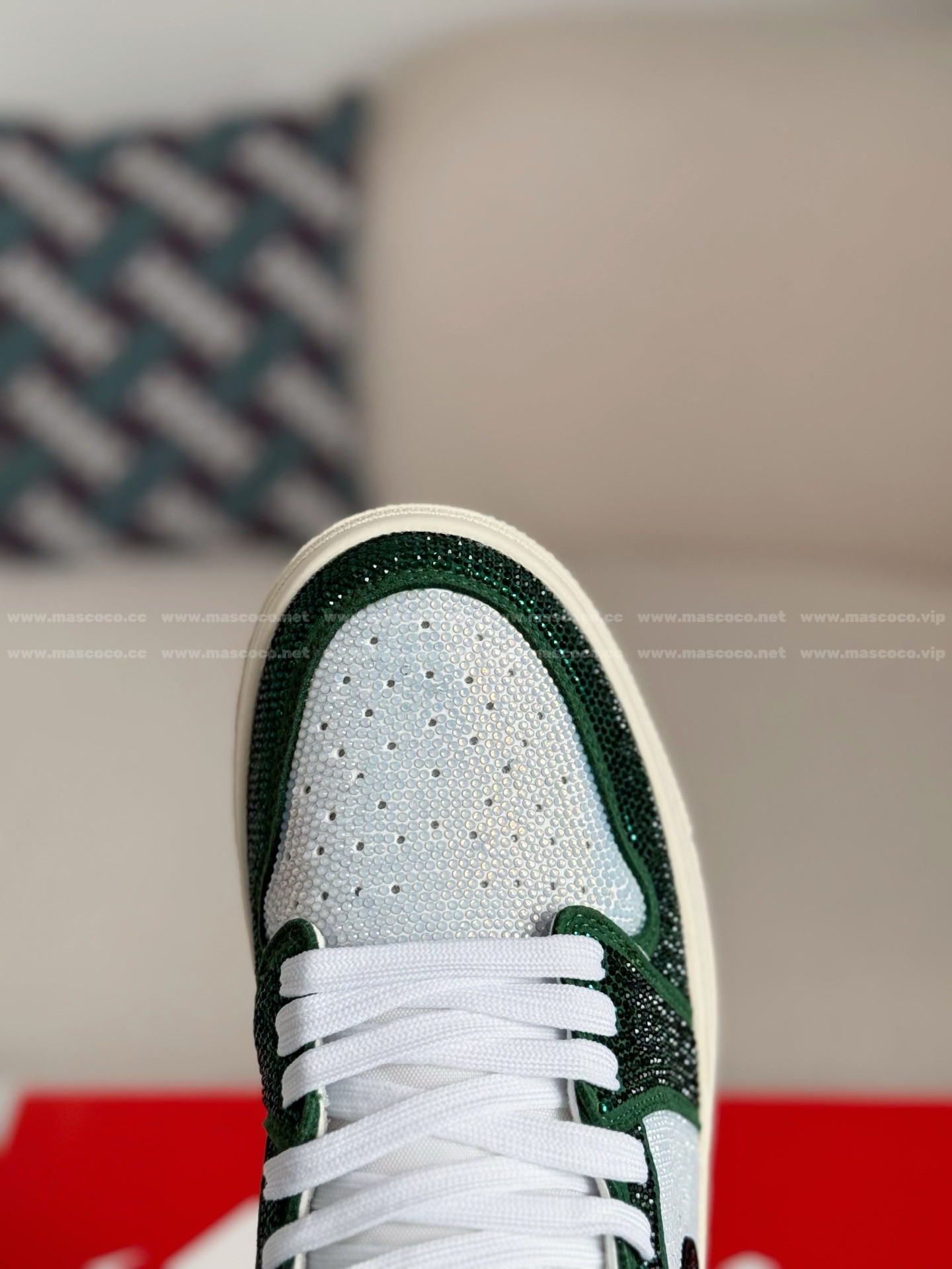 「#4562」Jordan 1 Hand-Set Rhinestones High Sneakers - Image 9