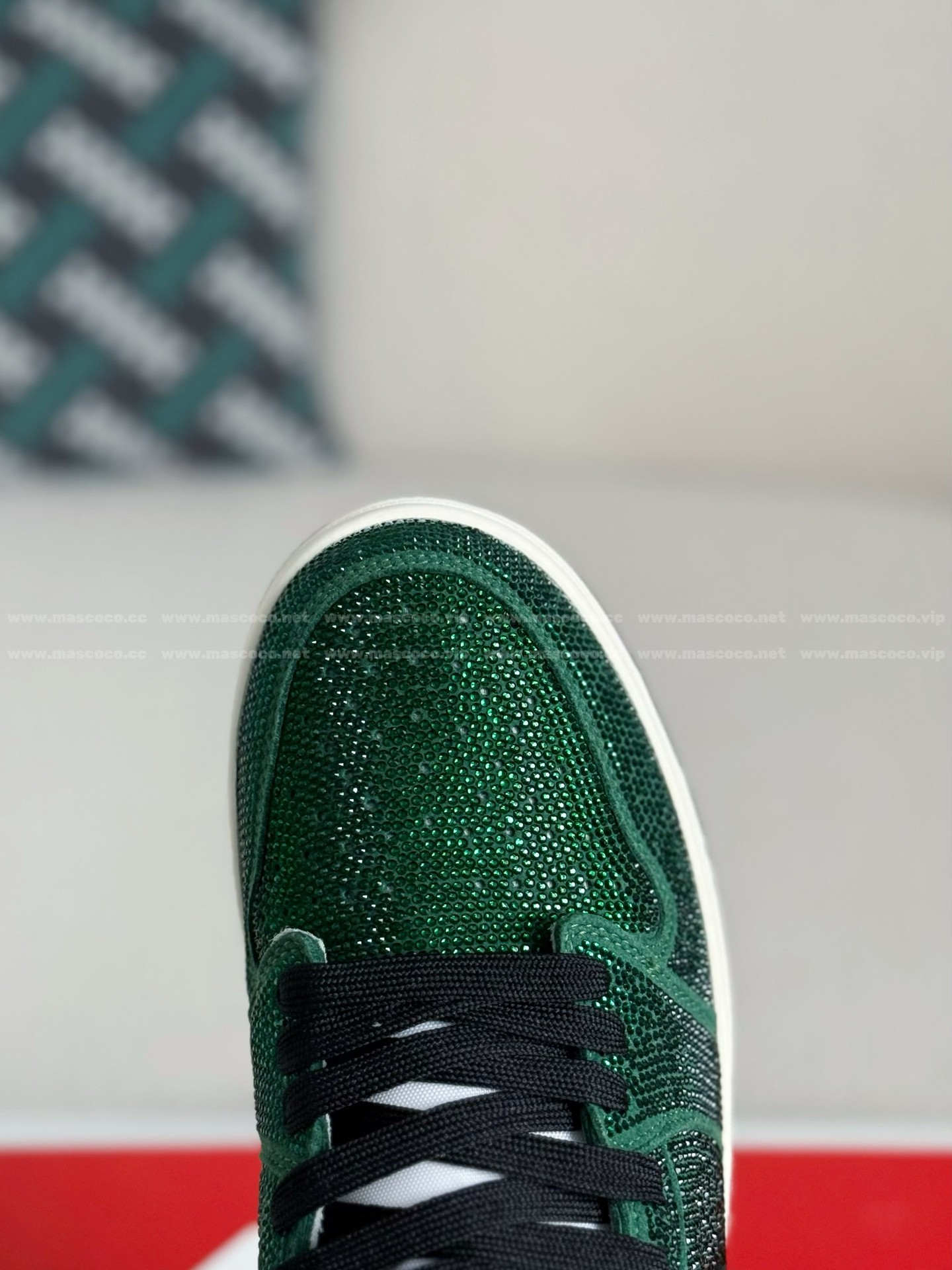 「#4563」Jordan 1 Hand-Set Rhinestones High Sneakers - Image 9
