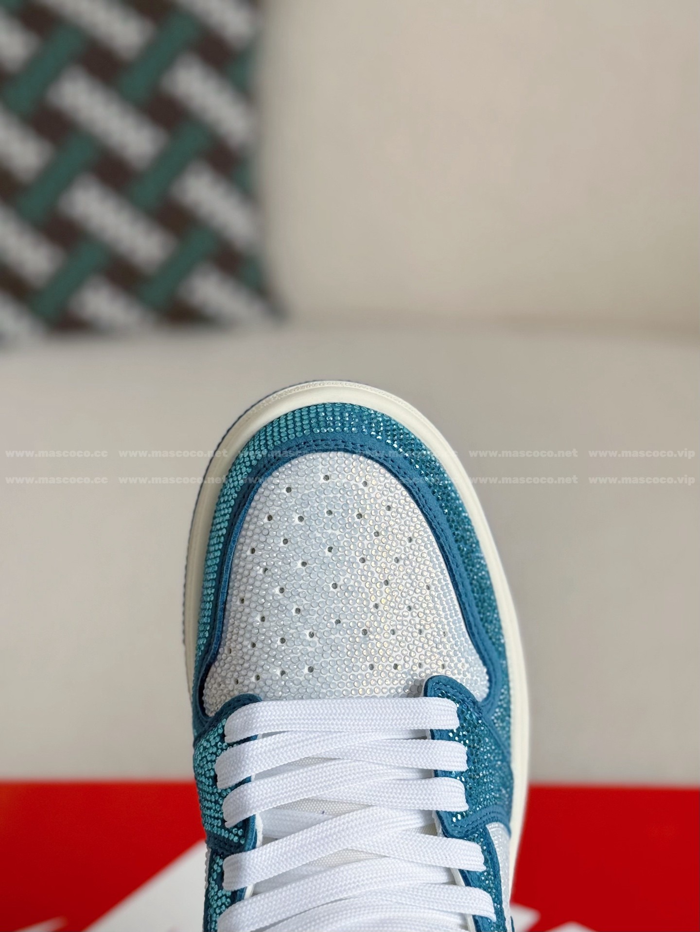 「#4574」Jordan 1 Hand-Set Rhinestones High Sneakers - Image 9