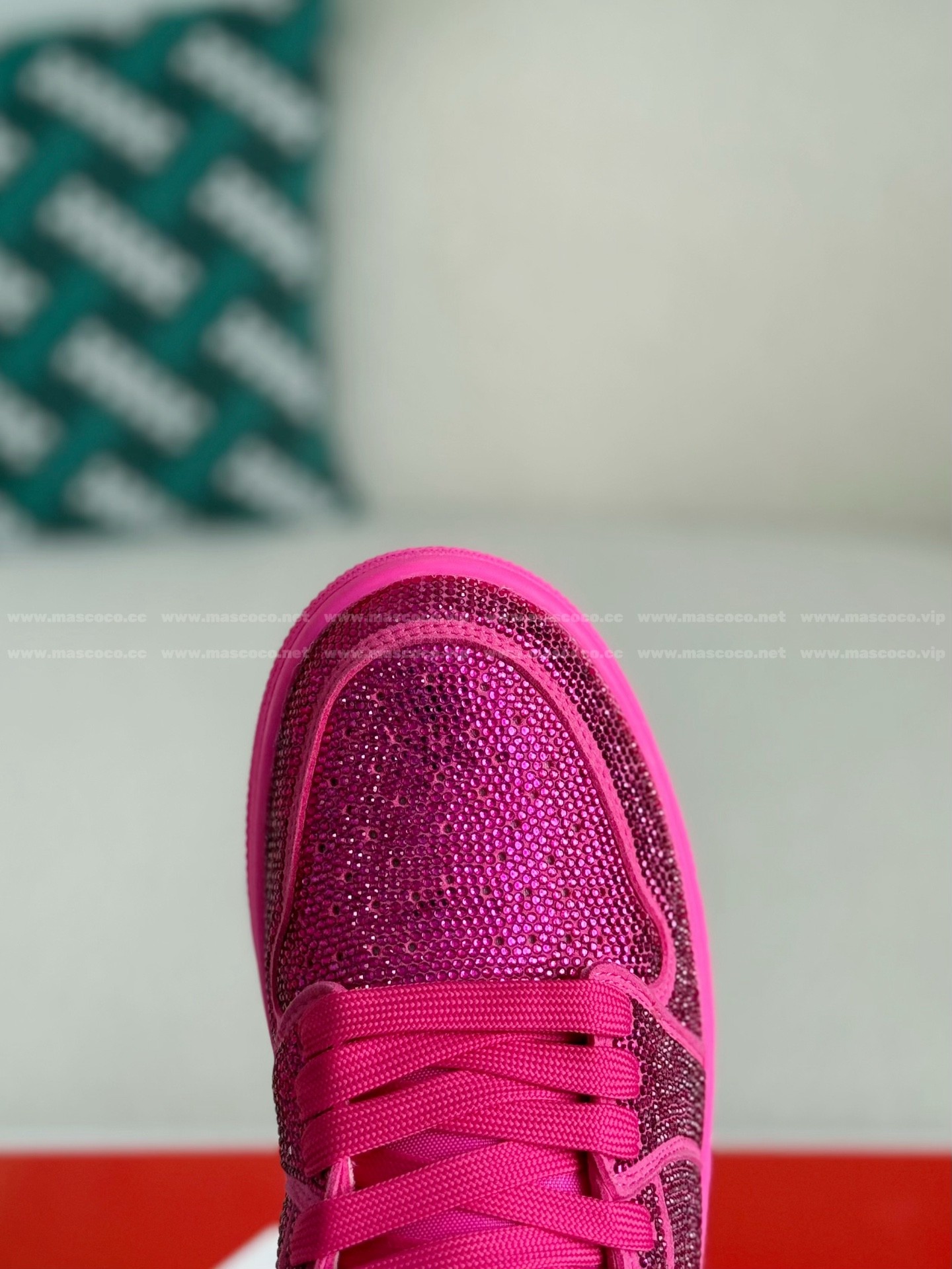 「#4577」Jordan 1 Hand-Set Rhinestones High Sneakers - Image 9