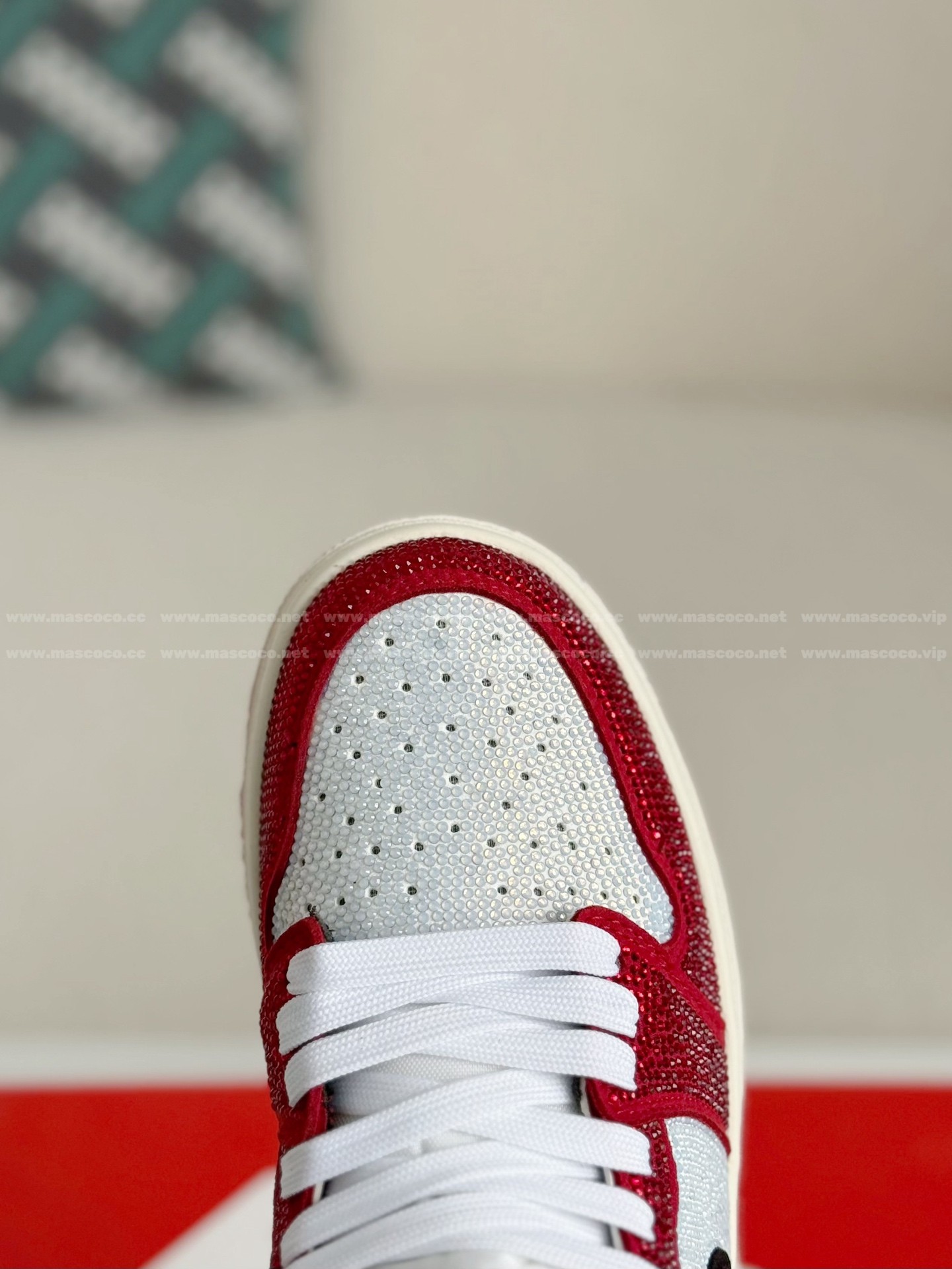 「#4580」Jordan 1 Hand-Set Rhinestones High Sneakers - Image 9