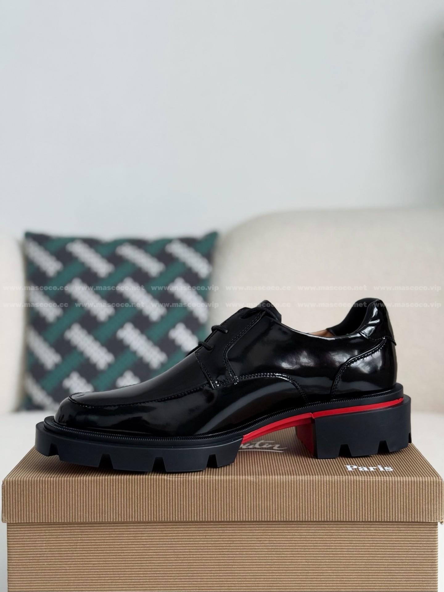 「#4635」Christian Louboutin Leather Casual Shoes - Image 4