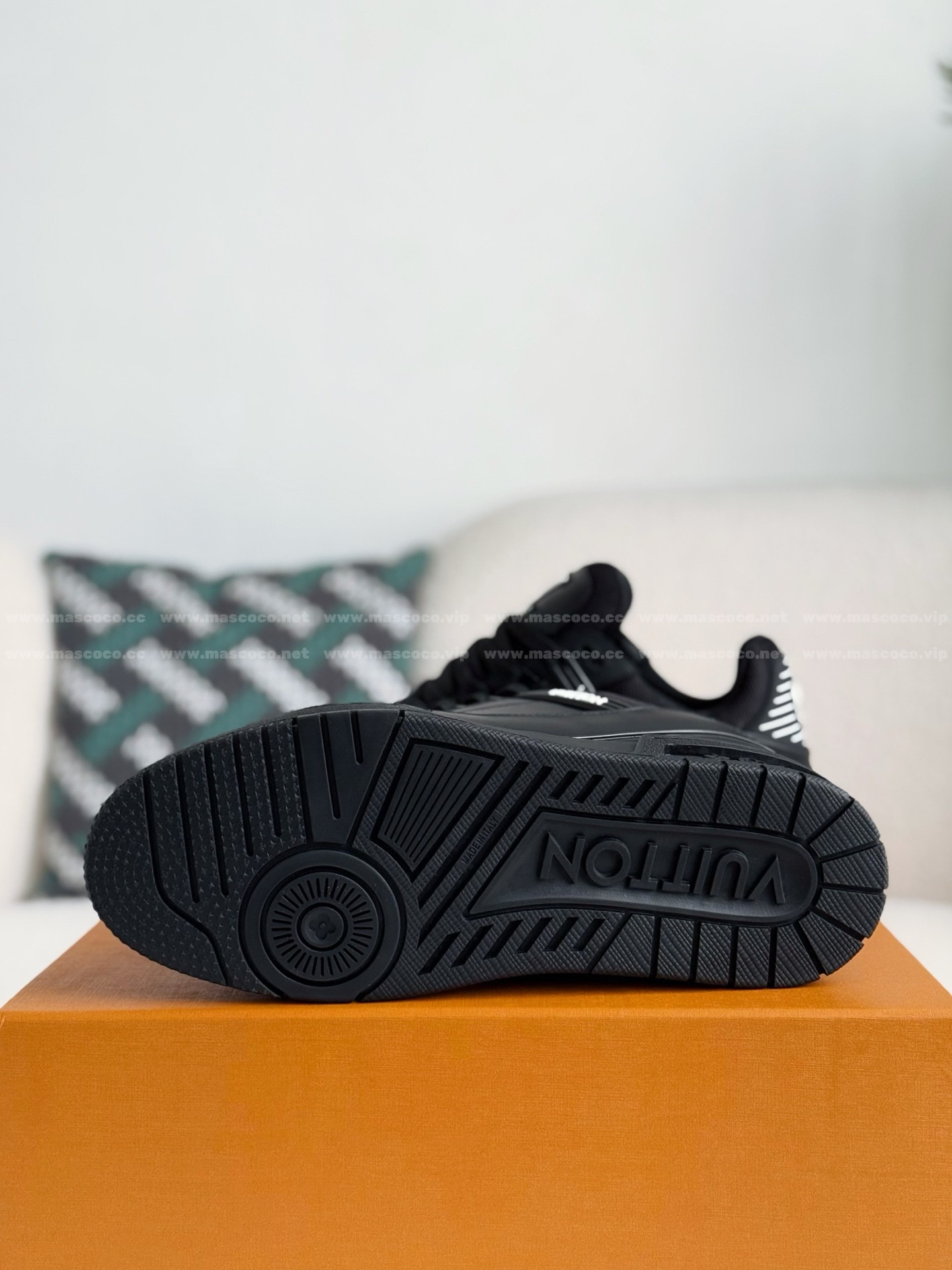 「#4687」LOUIS VUITTON x NIGO TRAINER FW25 SNEAKERS - Image 5