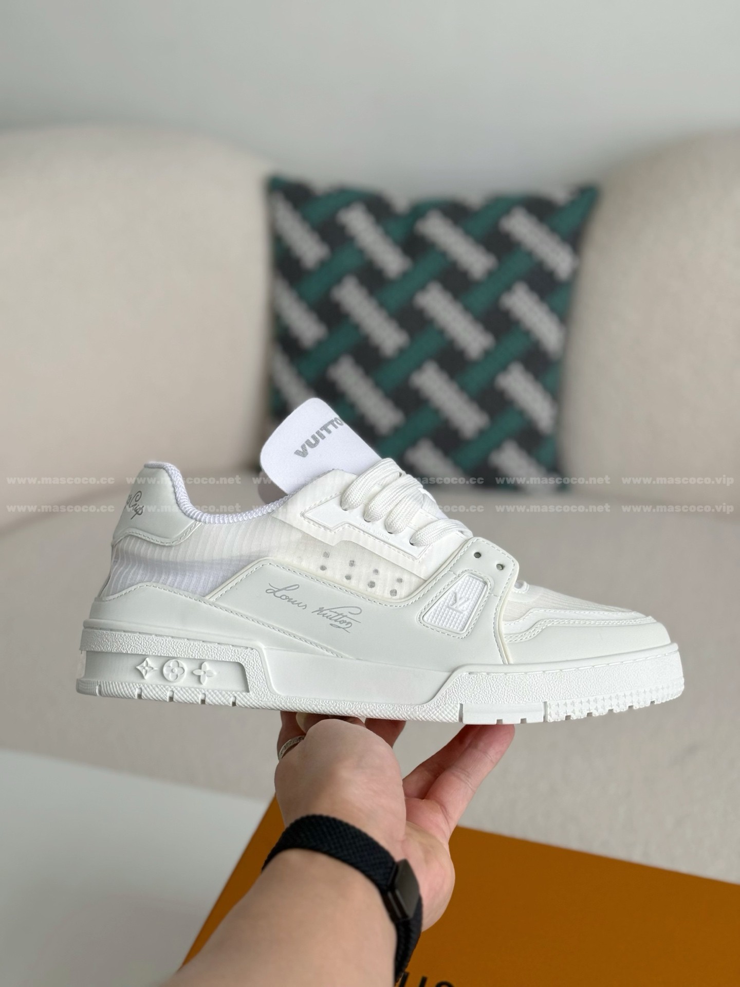 「#4735」LOUIS VUITTON TRAINER 37TH AMERICA'S CUP SNEAKERS - Image 6