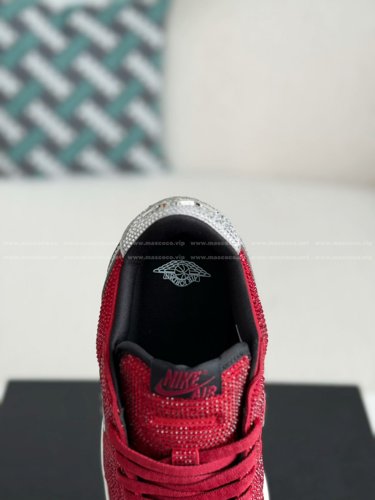 「#4756」Jordan 1 Hand-Set Rhinestones Low Sneakers - Image 9