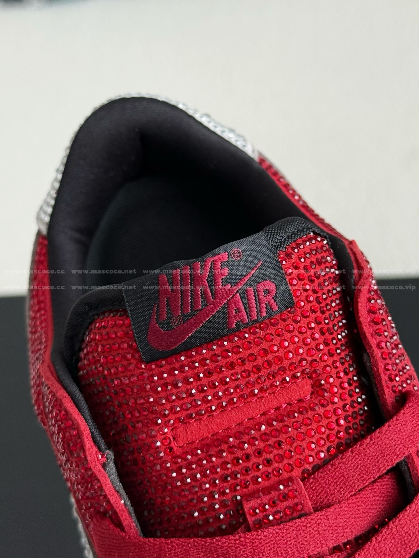 「#4756」Jordan 1 Hand-Set Rhinestones Low Sneakers - Image 10