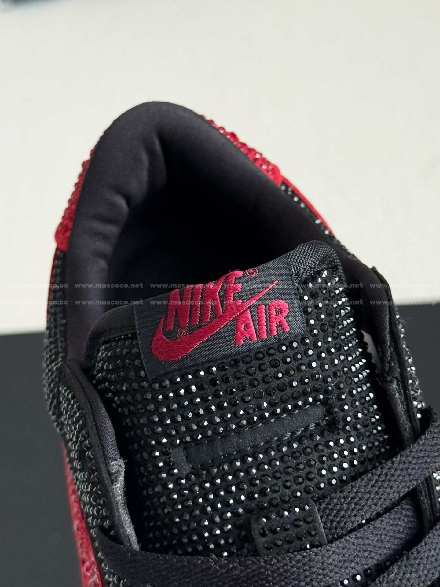 「#4758」Jordan 1 Hand-Set Rhinestones Low Sneakers - Image 10