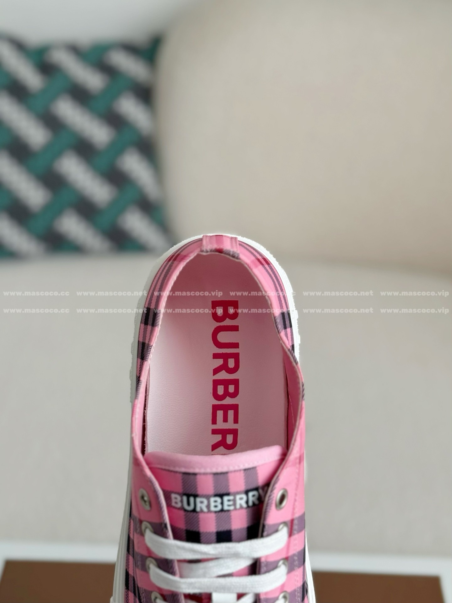 「#4832」Burberry Low Cut Casual Sports Shoes - Image 8