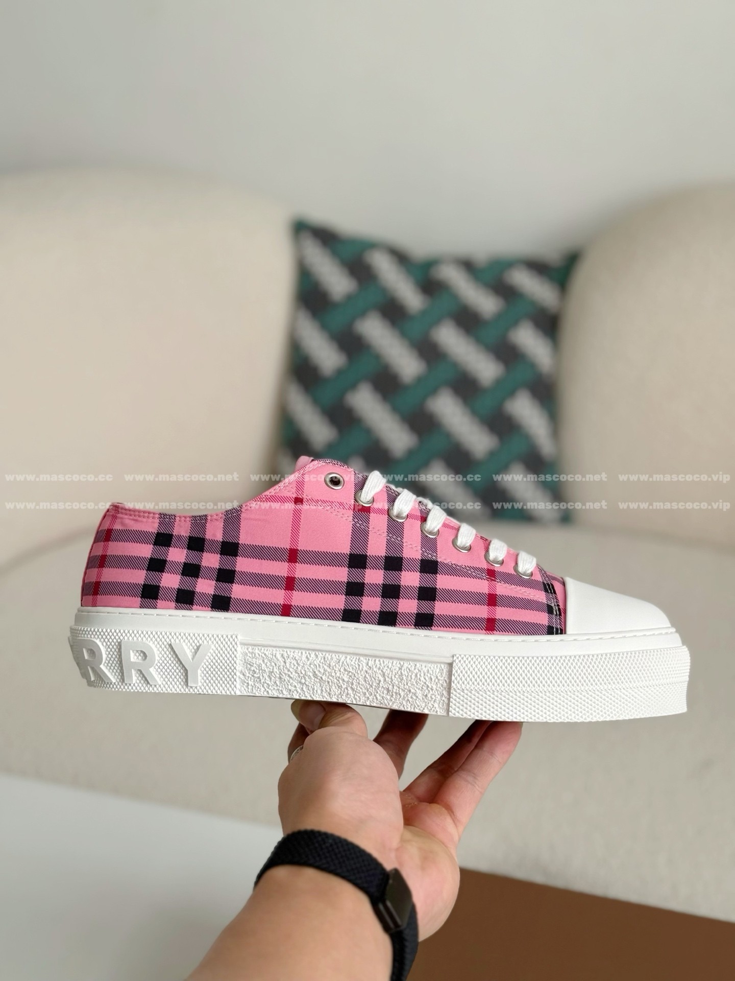 「#4832」Burberry Low Cut Casual Sports Shoes - Image 6