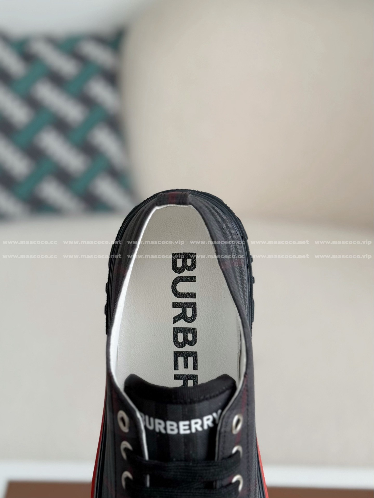 「#4835」Burberry Low Cut Casual Sports Shoes - Image 8
