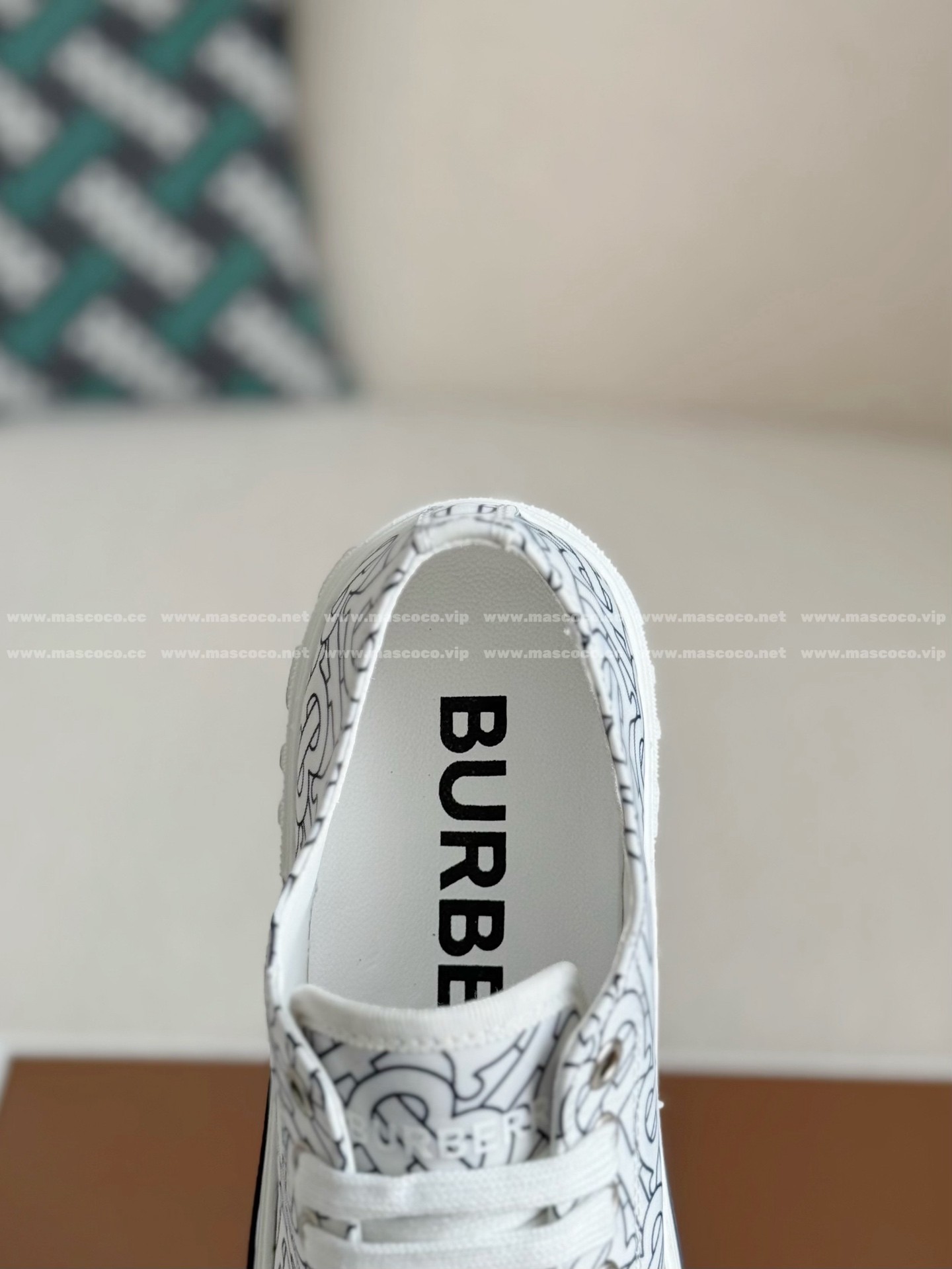 「#4836」Burberry Low Cut Casual Sports Shoes - Image 8
