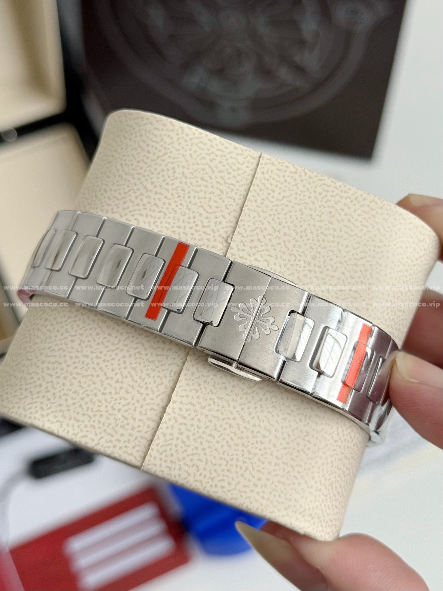「#4837」PATEK PHILIPPE NAUTILUS SERIES WATCH,40MM - Image 10