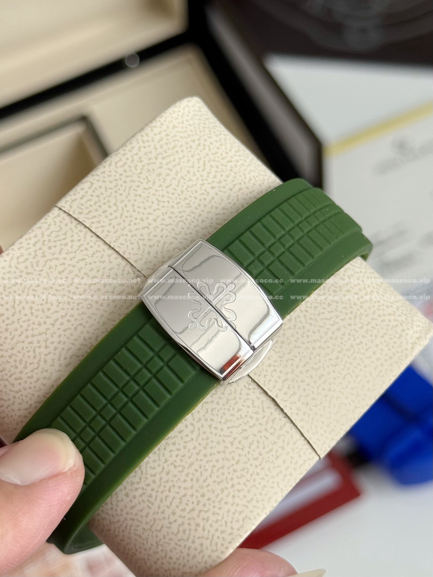 「#4838」PATEK PHILIPPE AQUANAUT SERIES 120-METER WATERPROOF WATCH,42.2MM - Image 8