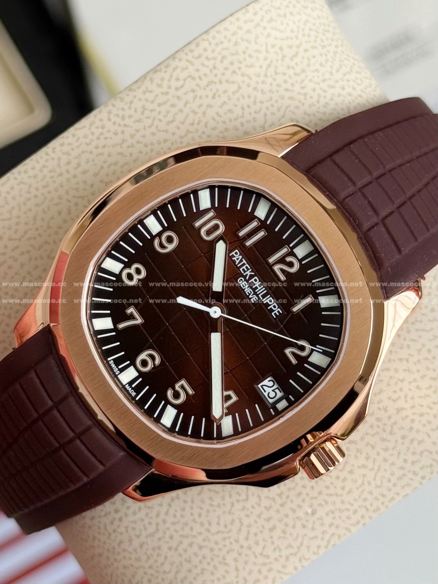 「#4840」PATEK PHILIPPE AQUANAUT SERIES 120-METER WATERPROOF WATCH,40.8MM - Image 6