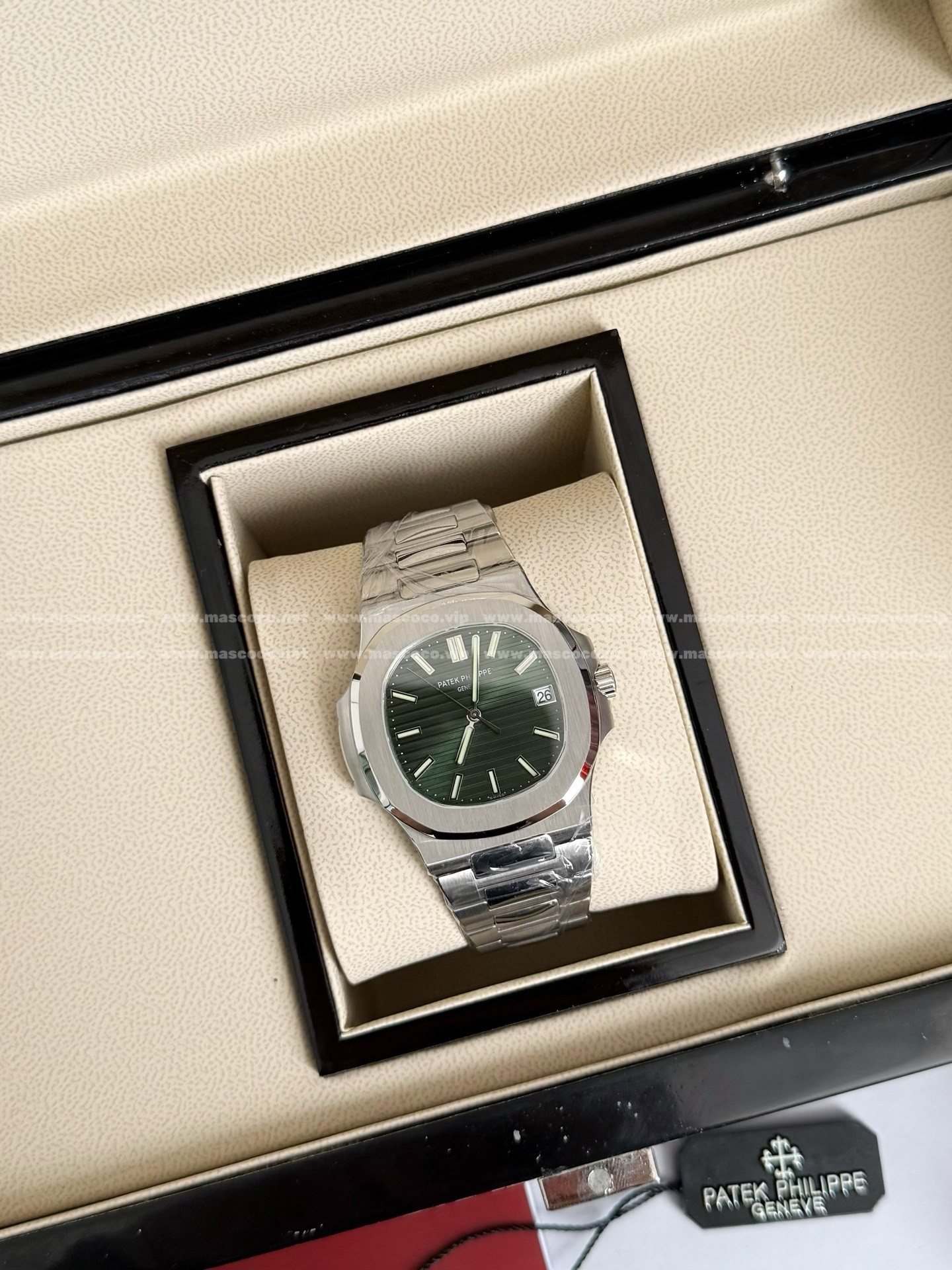 「#4842」PATEK PHILIPPE NAUTILUS SERIES WATCH,40MM - Image 3