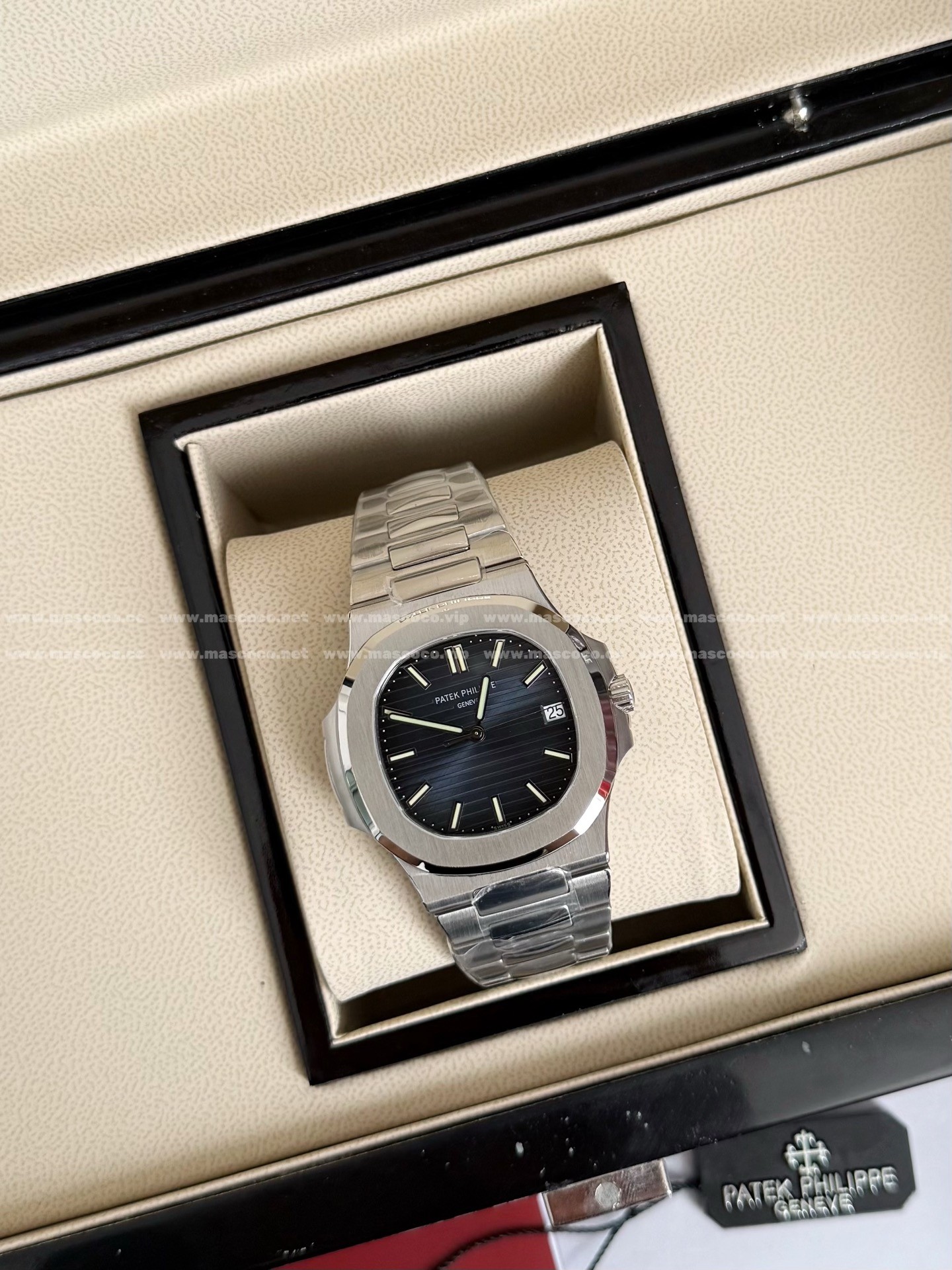 「#4843」PATEK PHILIPPE NAUTILUS SERIES WATCH,40MM - Image 3