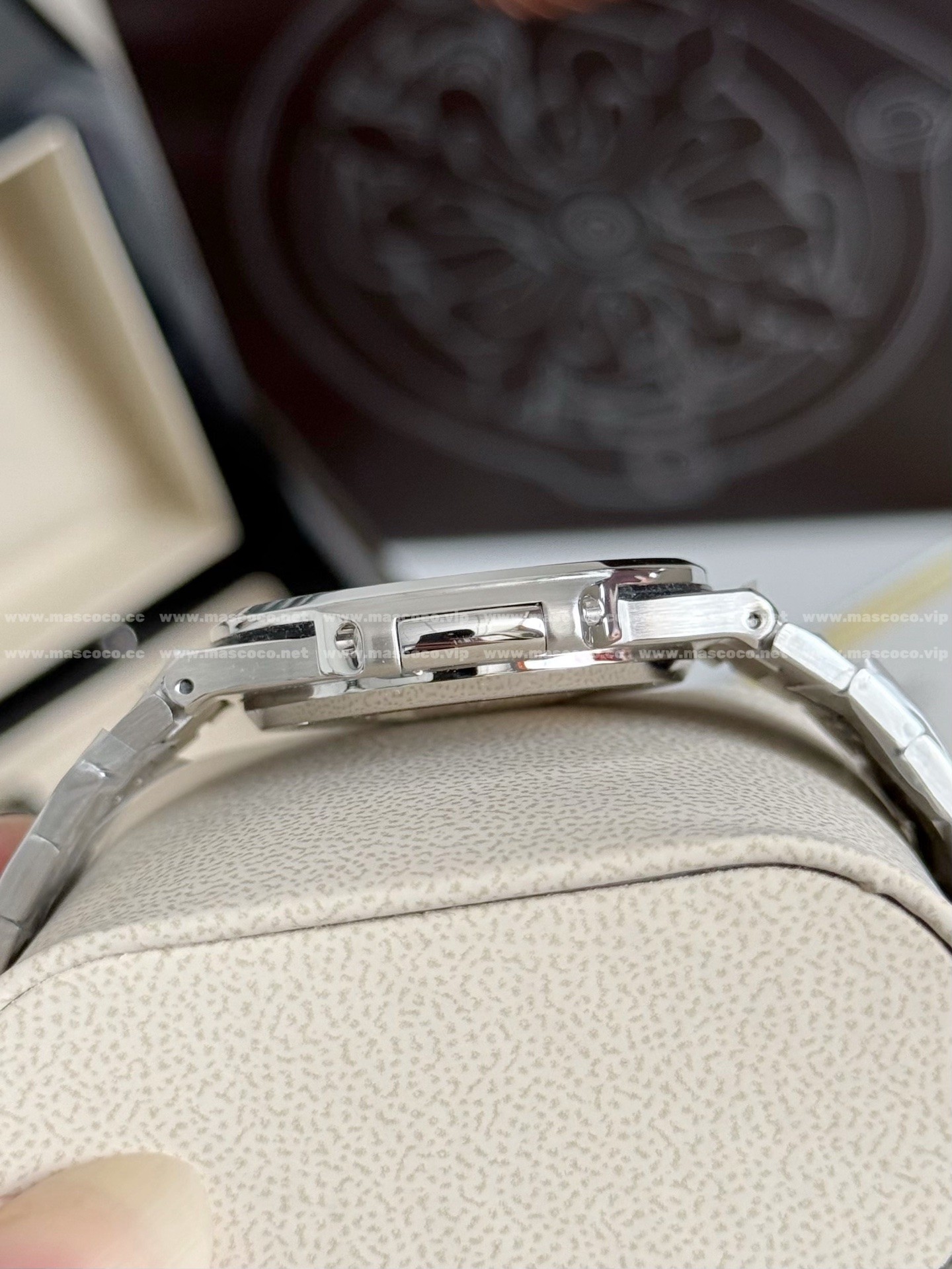 「#4843」PATEK PHILIPPE NAUTILUS SERIES WATCH,40MM - Image 8
