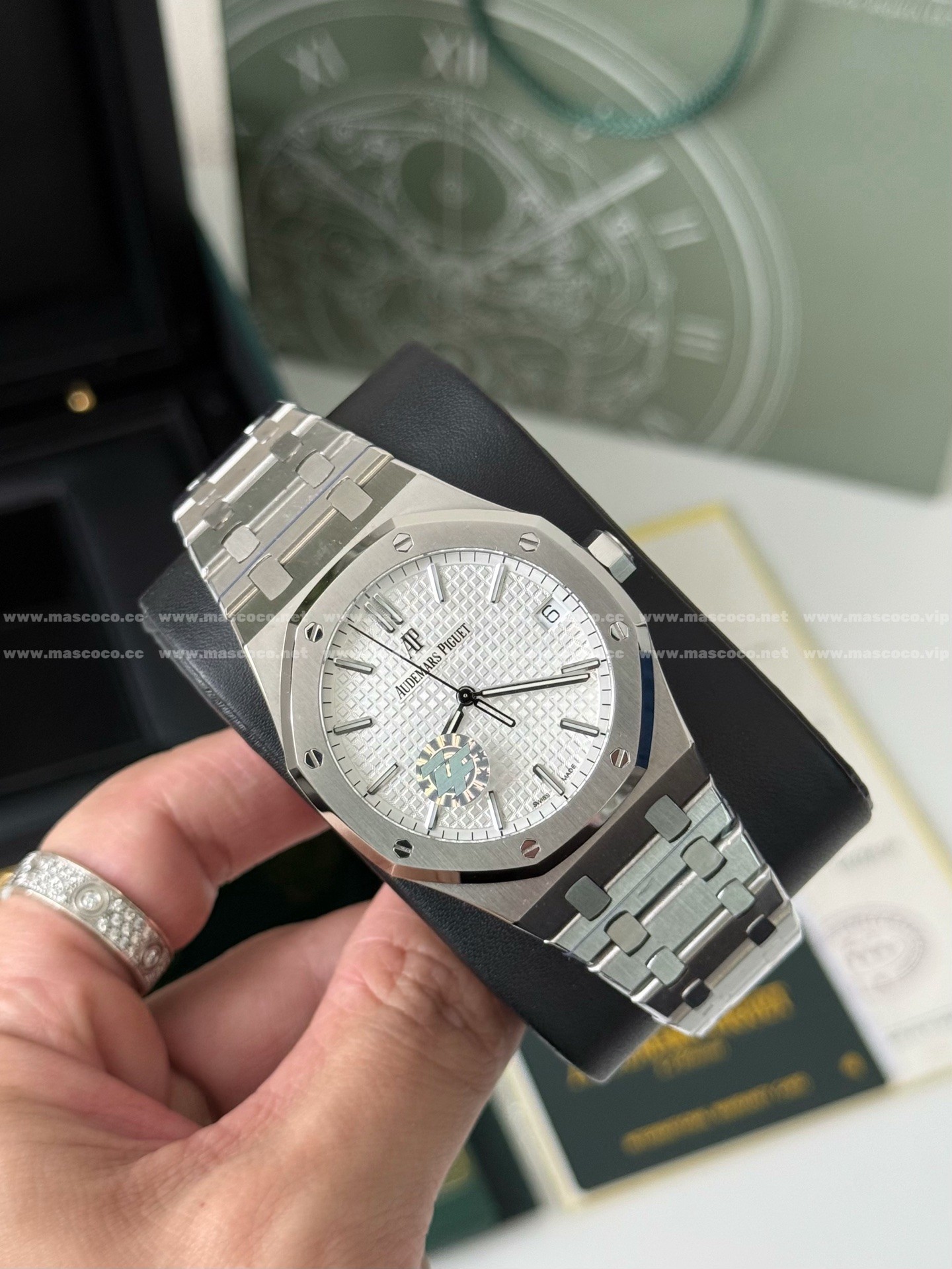 「#4852」Audemars Piguet Royal Oak Series Men's Watch 41mm - Image 5