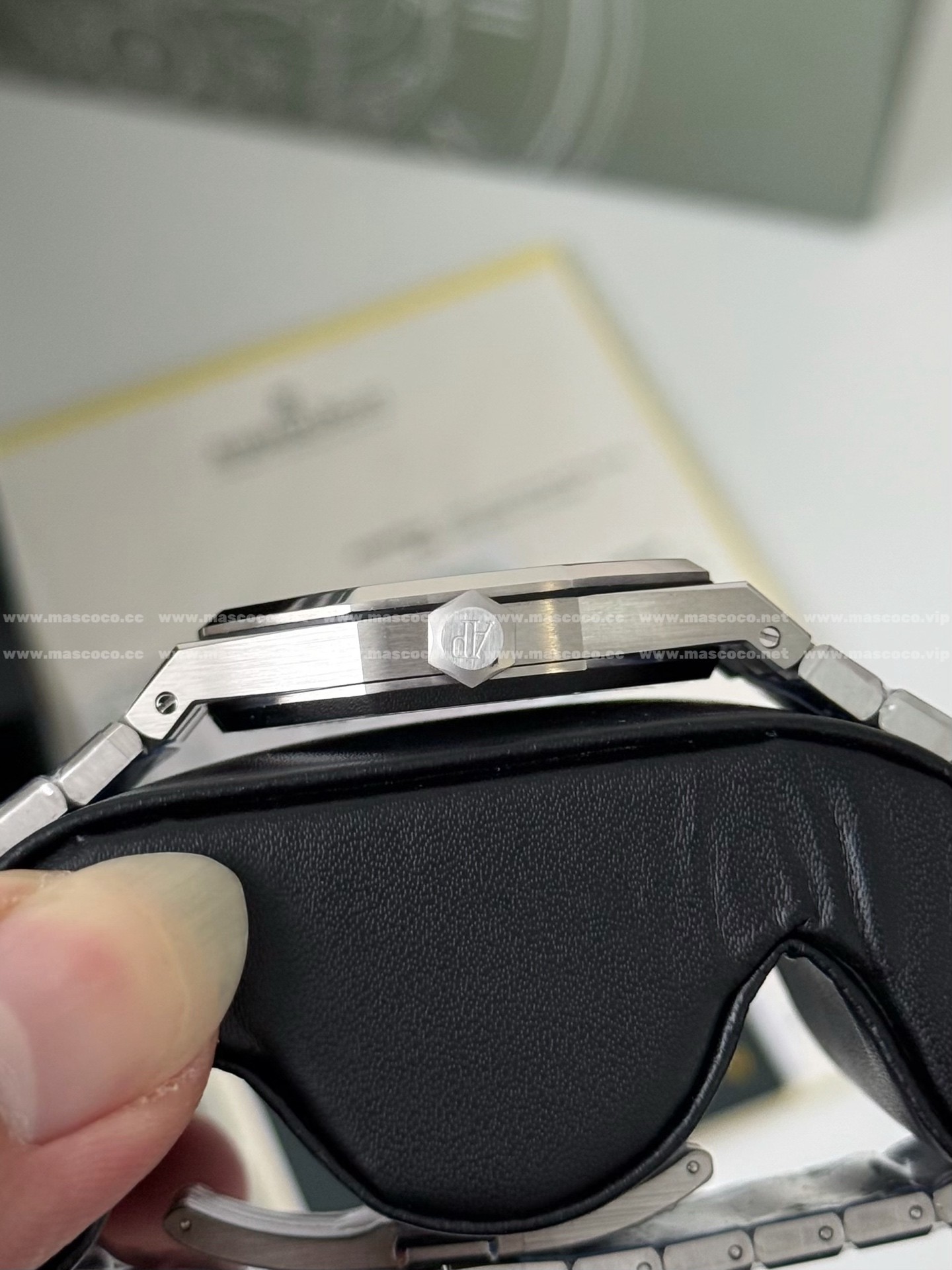 「#4854」Audemars Piguet Royal Oak Series Men's Watch 39mm - Image 7
