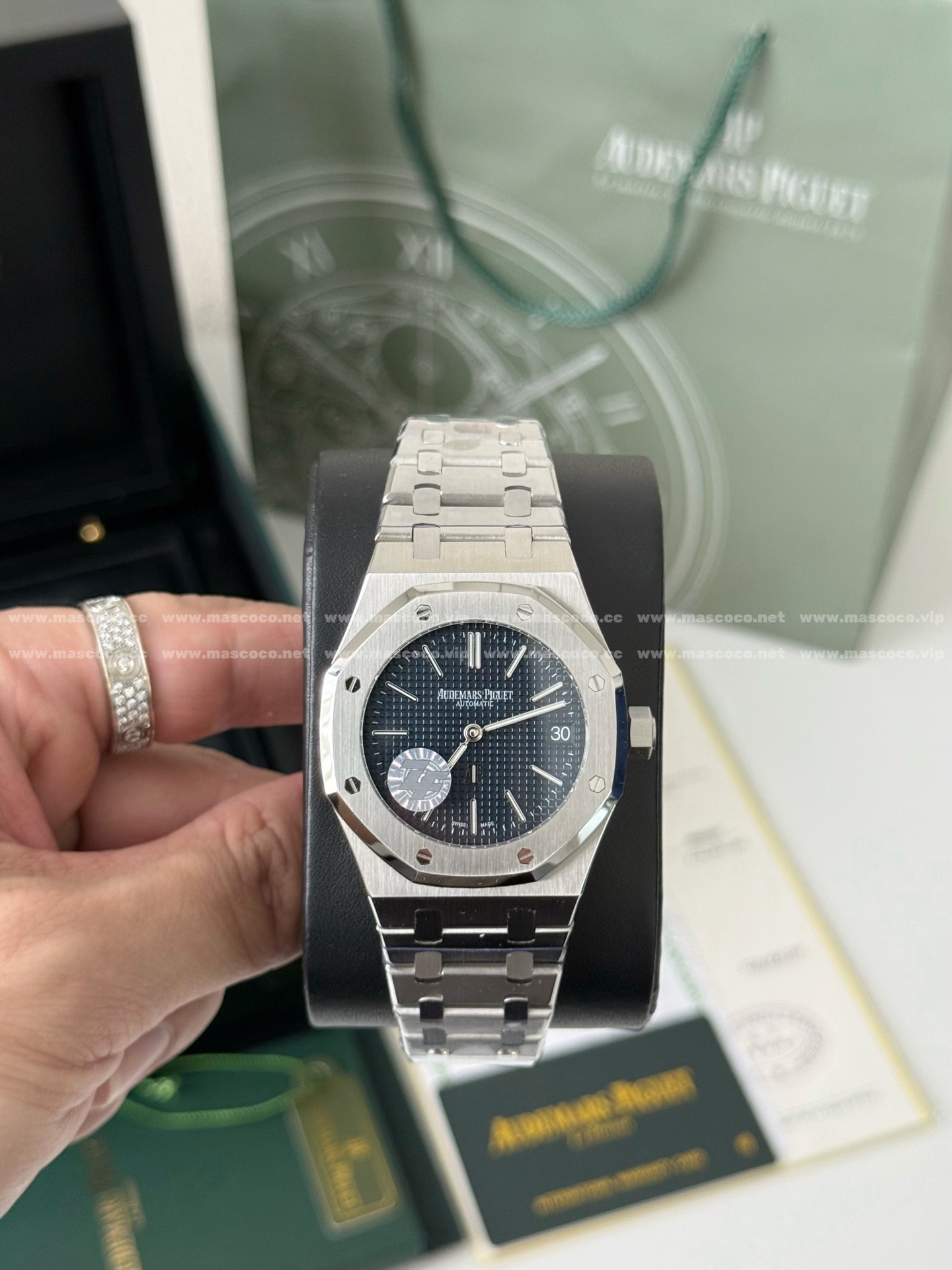 「#4858」Audemars Piguet Royal Oak Series Men's Watch 39mm - Image 4