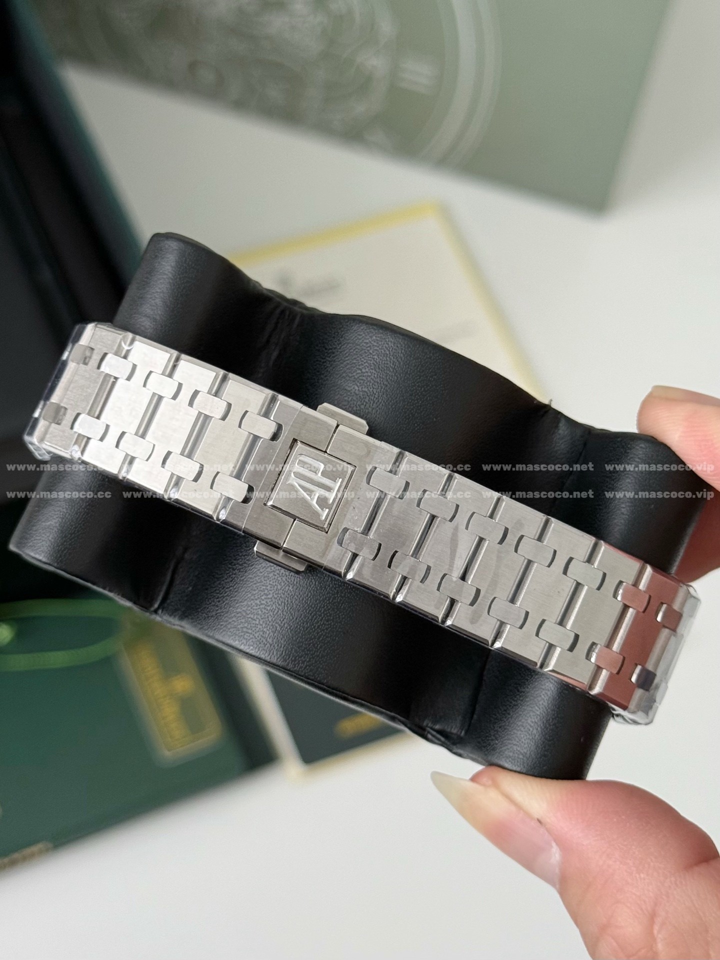 「#4858」Audemars Piguet Royal Oak Series Men's Watch 39mm - Image 9
