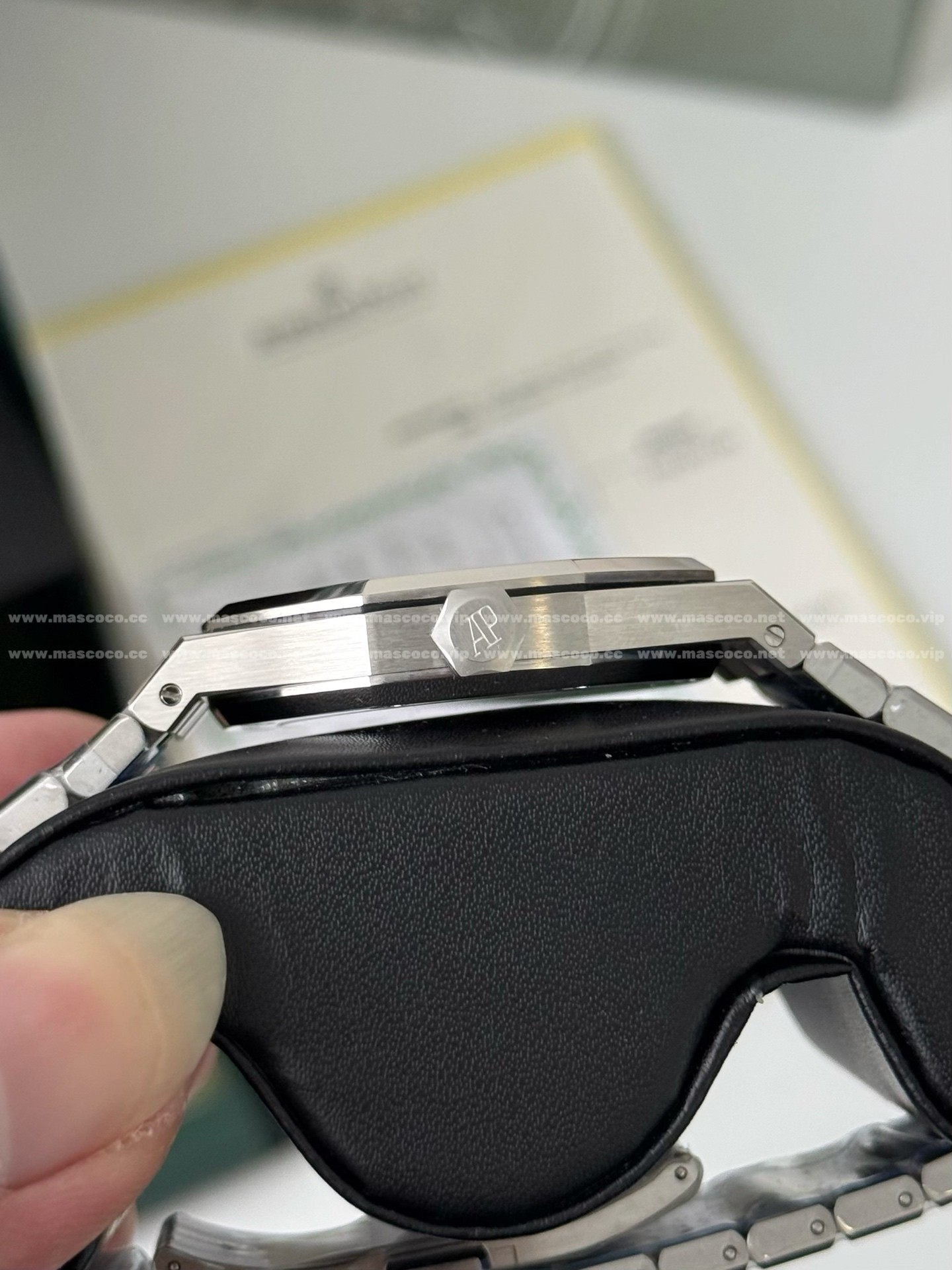 「#4858」Audemars Piguet Royal Oak Series Men's Watch 39mm - Image 7
