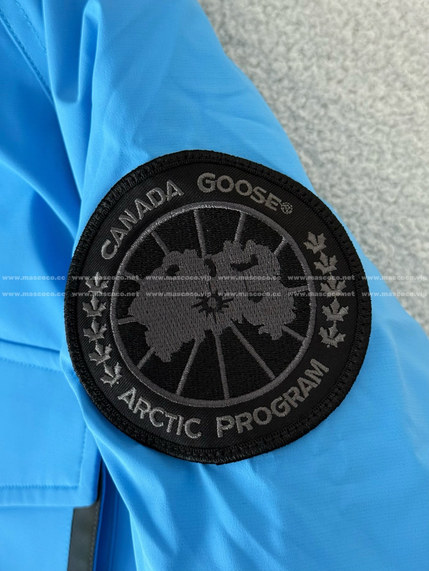 「#4861」Canada Goose x OVO Joint Model Reflective Strip Hooded Down Jacket - Image 9