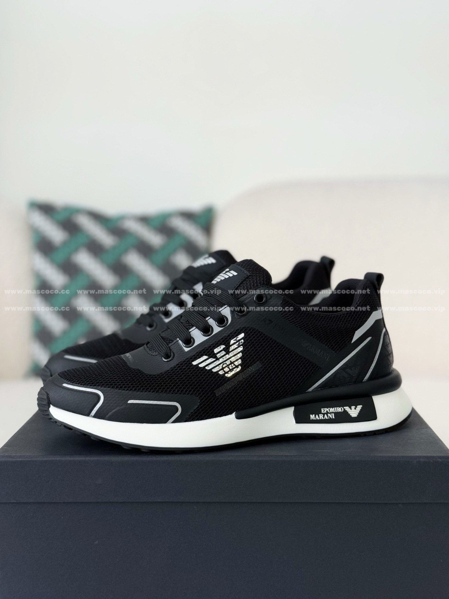 「#4910」EMPORIO ARMANI EAGLE MARK LOGO ATHLETIC SHOES