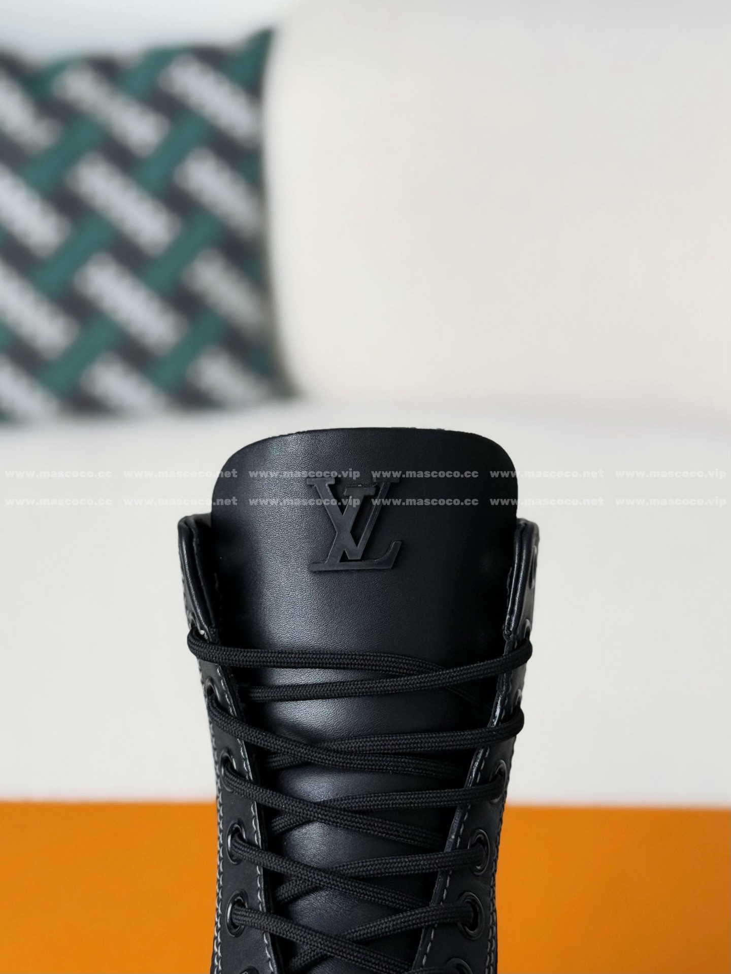 「#5025」LOUIS VUITTON RANGER LEATHER ANKLE BOOTS - Image 9