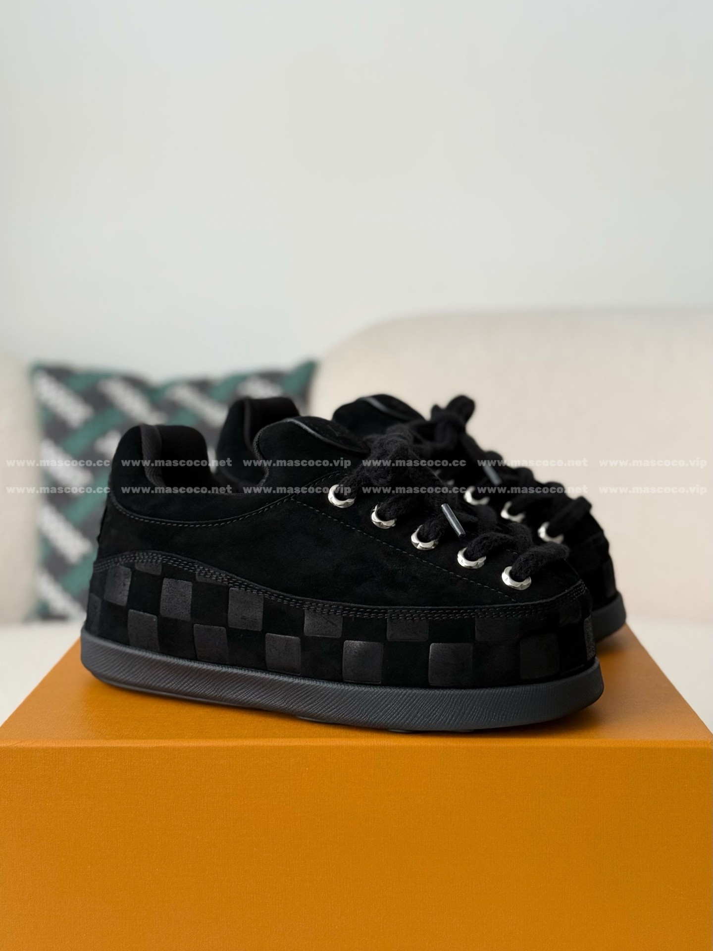 「#5055」LOUIS VUITTON x NIGO FW25 SUEDE LEATHER ROUND-TOED SNOW BOOTS - Image 2