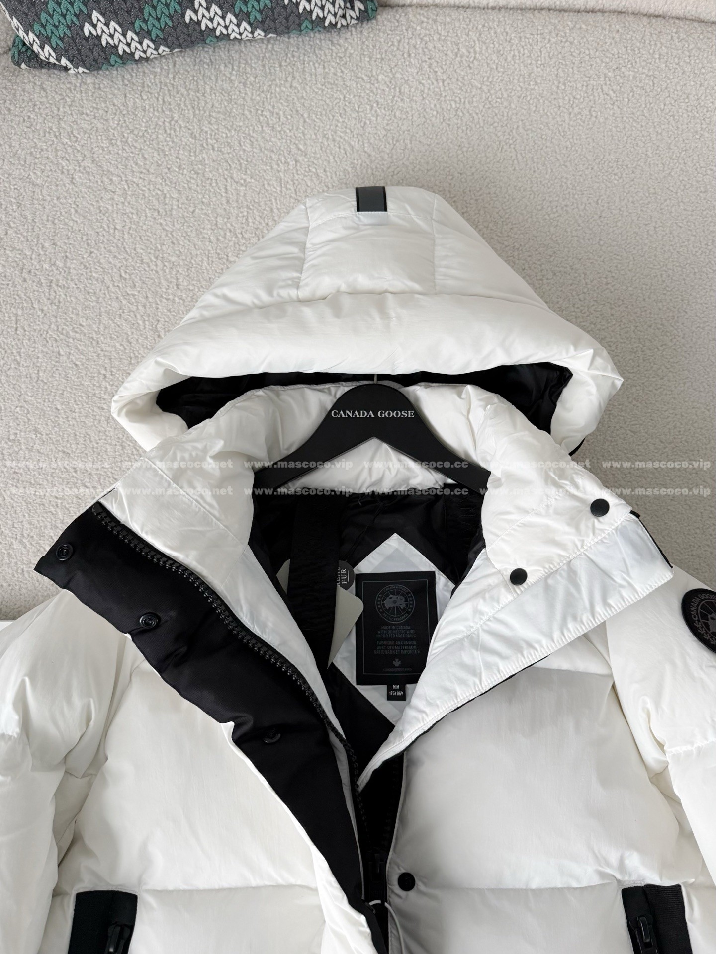 「#5104」Canada Goose FW22 Junction Series Short Down Jacket - Image 3