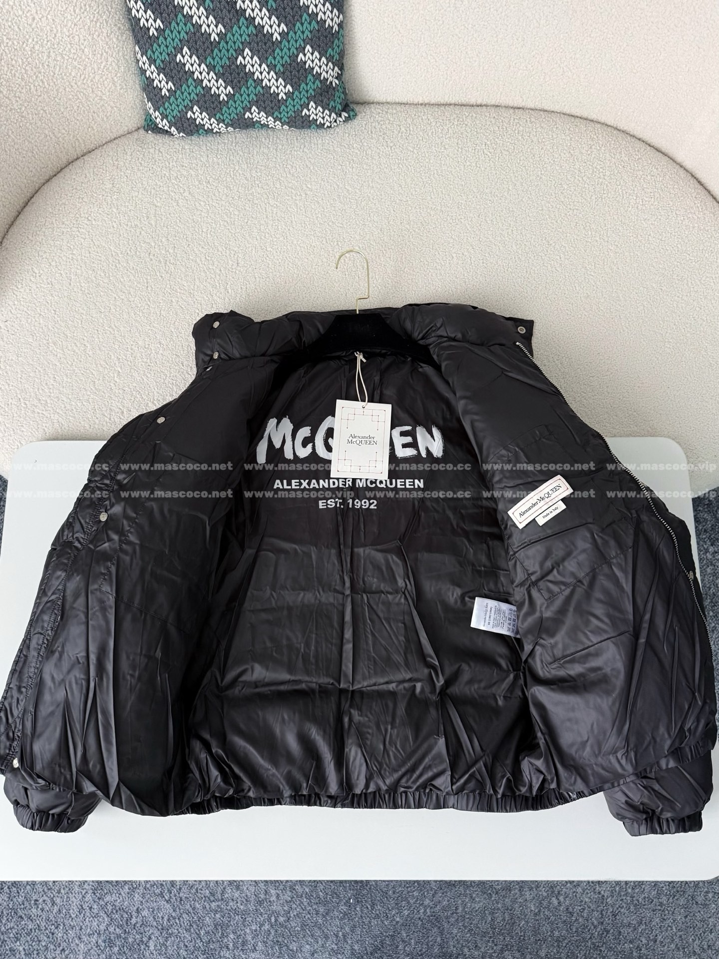 「#5132」Alexander McQueen Stand-up Collar Down Jacket - Image 9