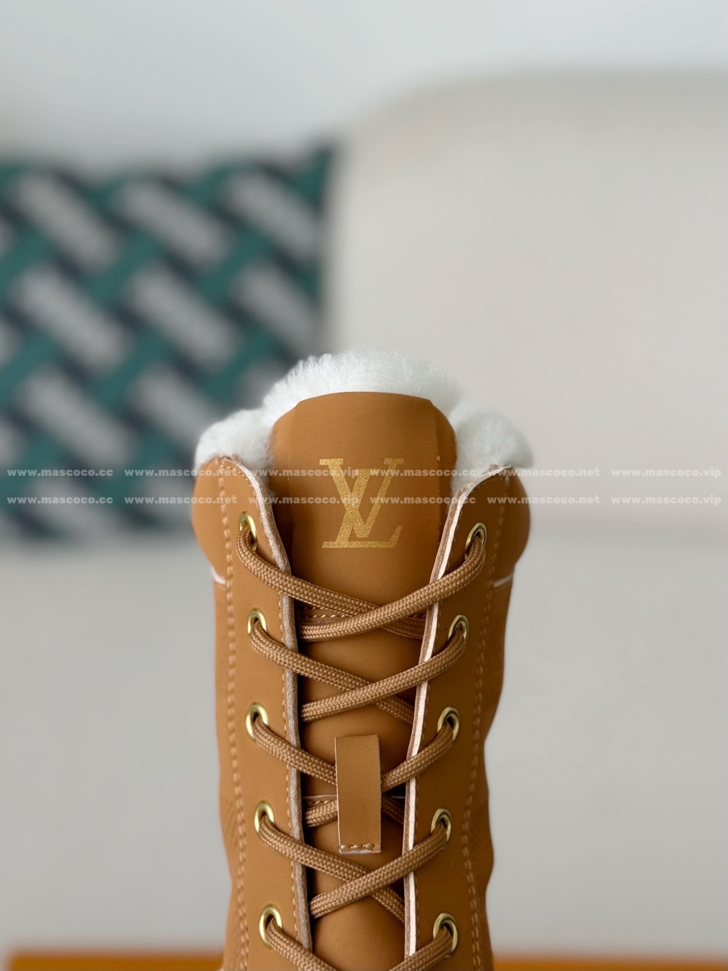「#5174」LOUIS VUITTON RANGER LEATHER ANKLE BOOTS - Image 9