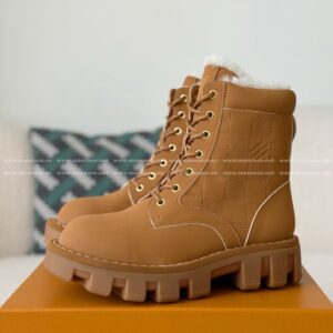 「#5174」LOUIS VUITTON RANGER LEATHER ANKLE BOOTS