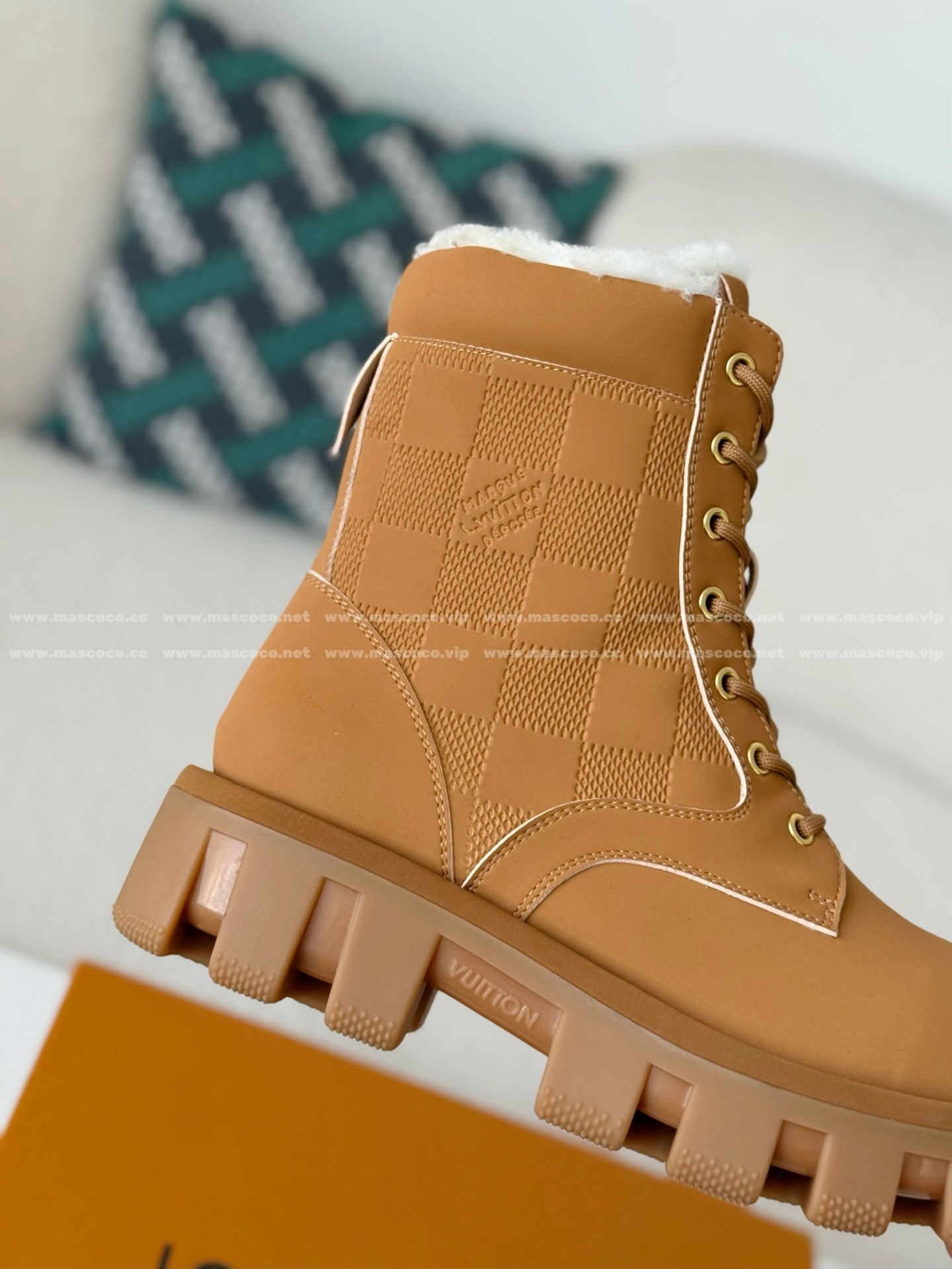 「#5174」LOUIS VUITTON RANGER LEATHER ANKLE BOOTS - Image 7