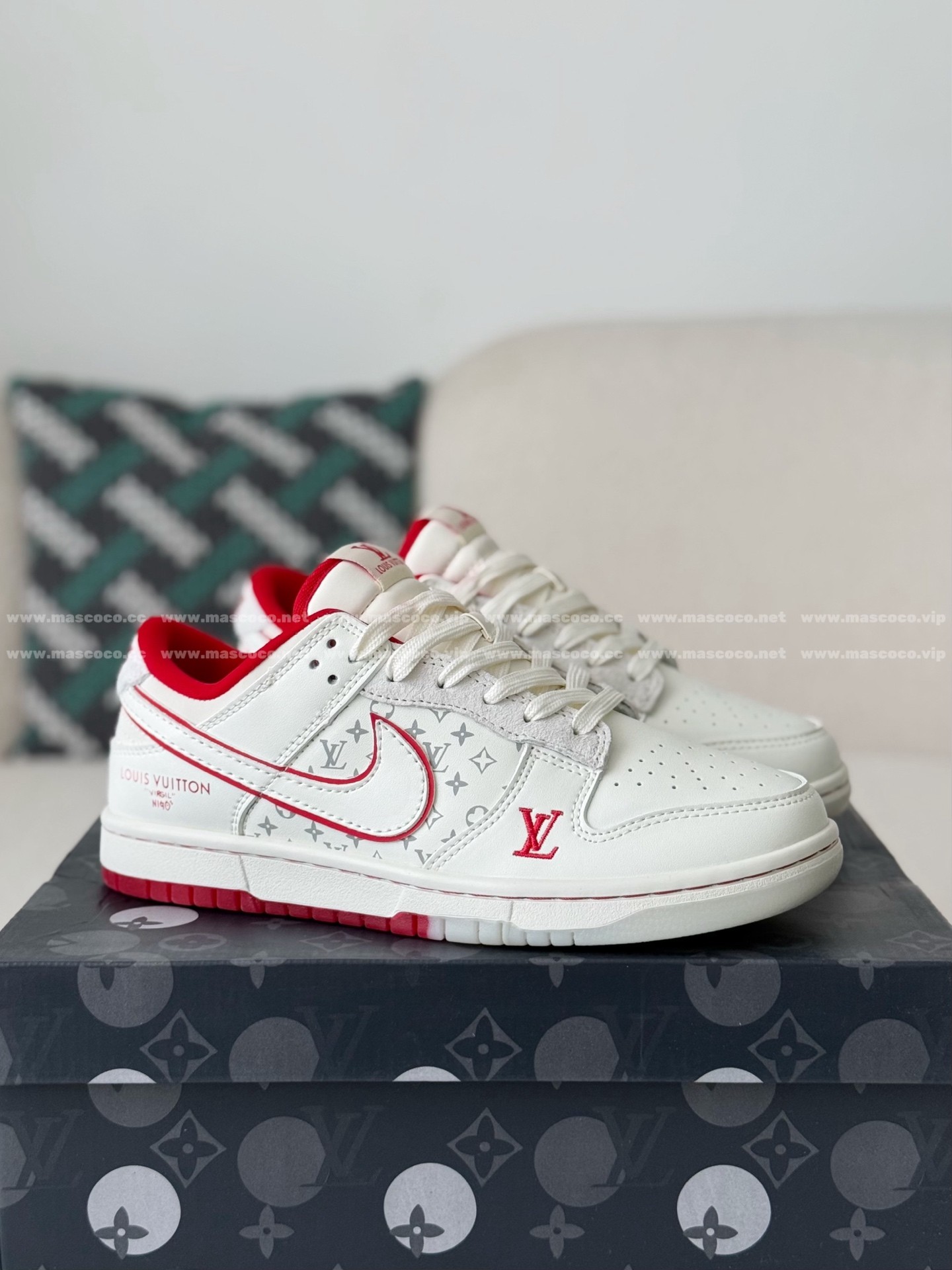 「#5194」Louis Vuitton x Nike Dunk Casual Sneakers - Image 2