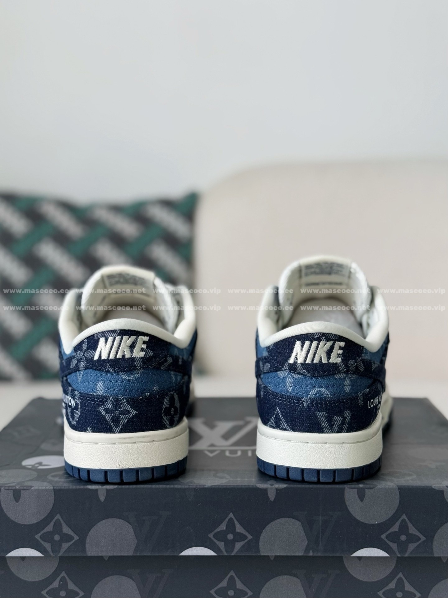 「#5195」Louis Vuitton x Nike Dunk Casual Sneakers - Image 3
