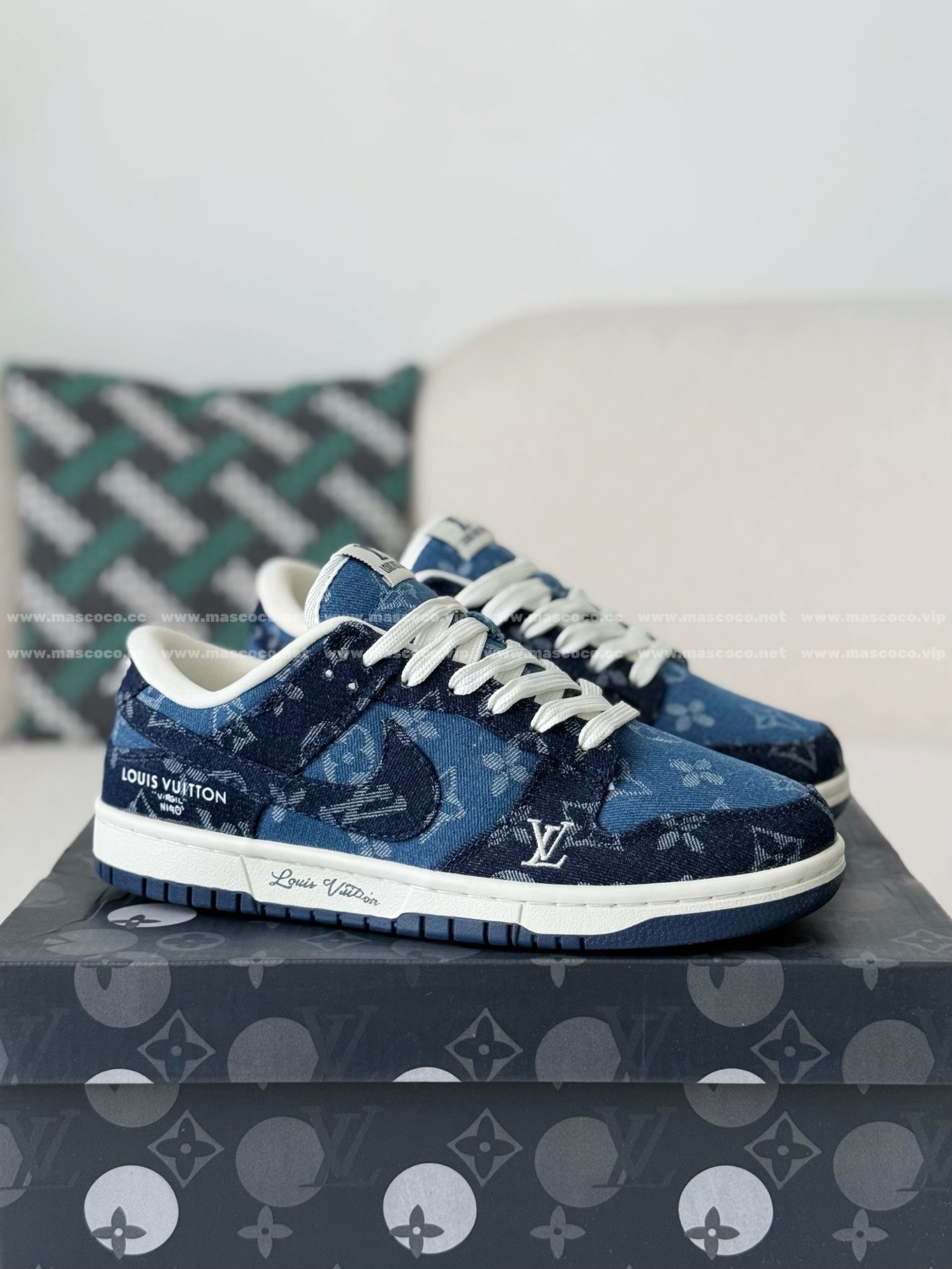 「#5195」Louis Vuitton x Nike Dunk Casual Sneakers - Image 2