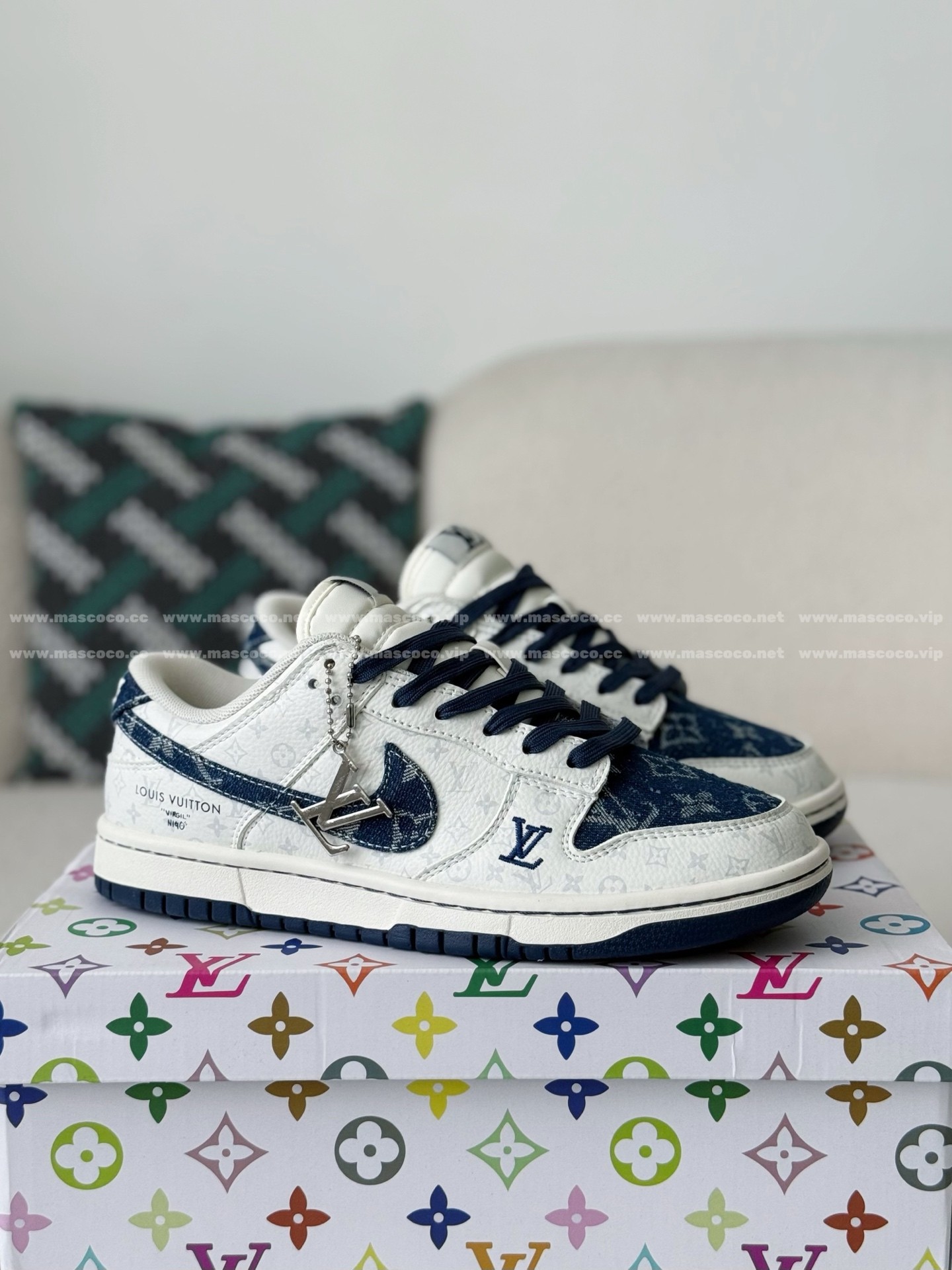 「#5197」Louis Vuitton x Nike Dunk Casual Sneakers - Image 2