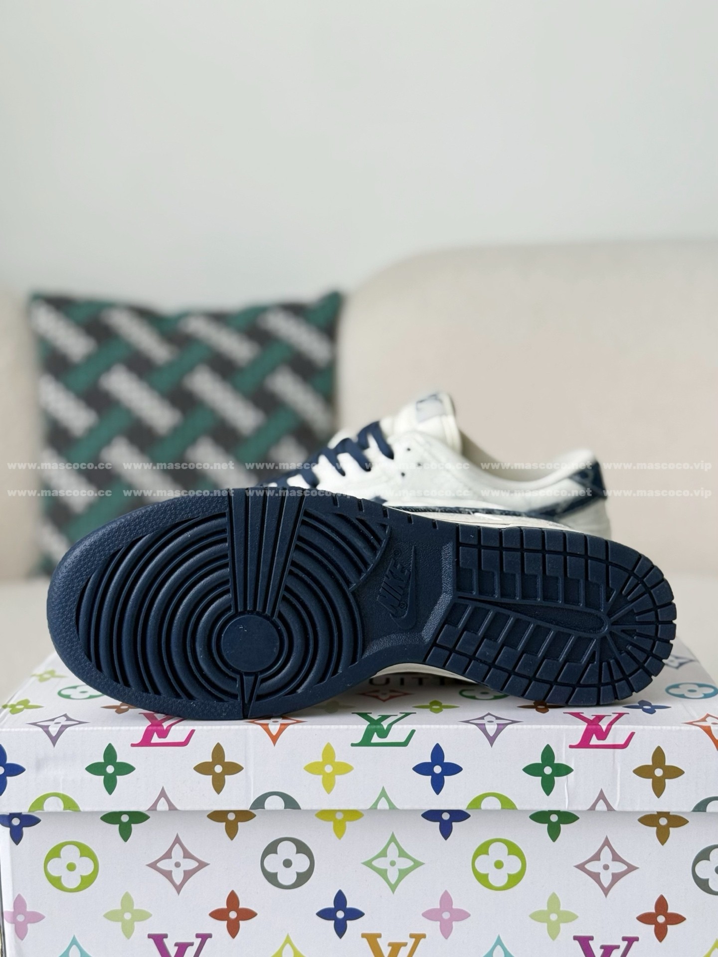 「#5197」Louis Vuitton x Nike Dunk Casual Sneakers - Image 5