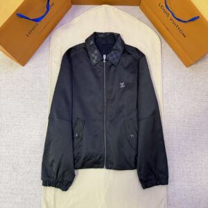 「#5273」LOUIS VUITTON Metal Logo Leather Collar Reversible Jacket