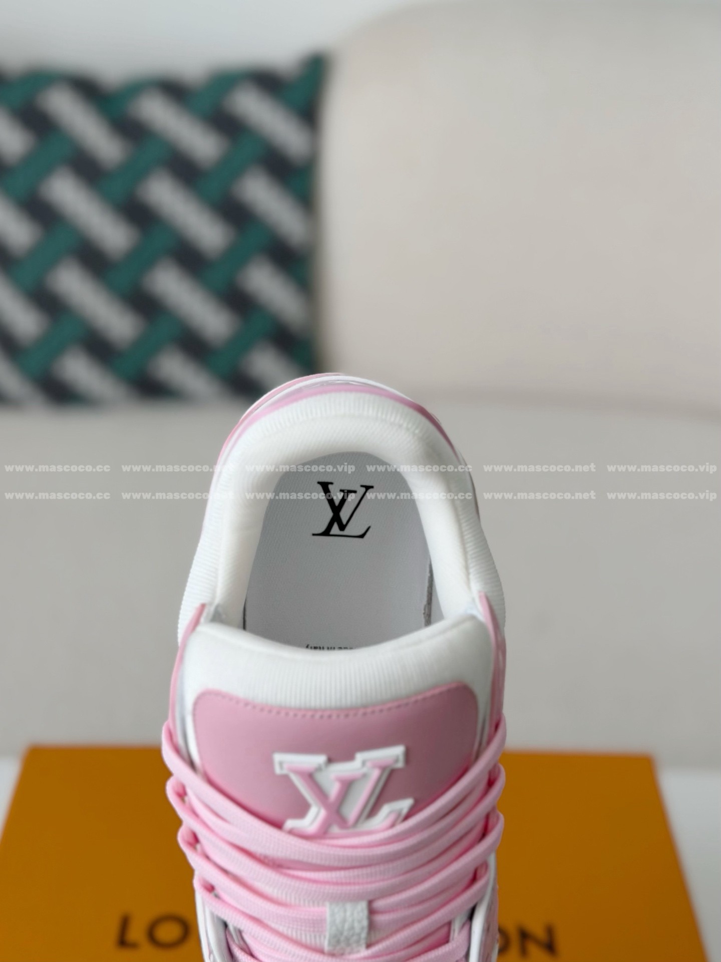 「#130」LOUIS VUITTON TRAINER SNEAKERS - Image 8