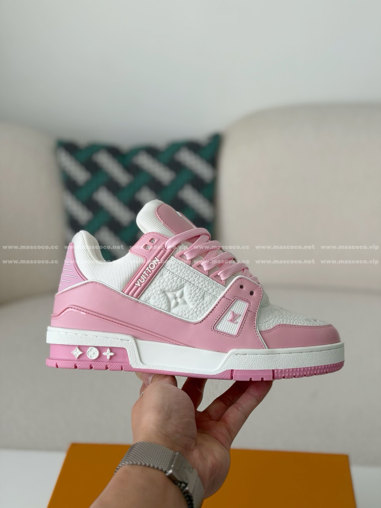 「#130」LOUIS VUITTON TRAINER SNEAKERS - Image 6
