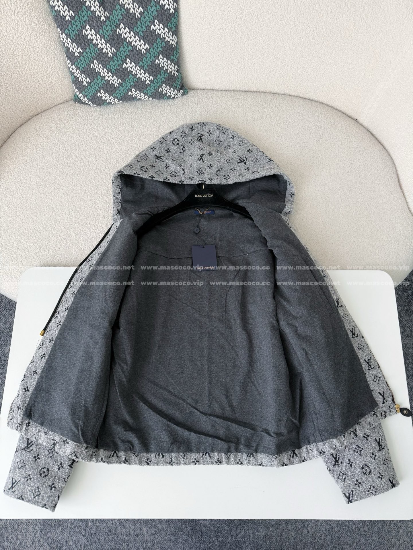 「#5294」Louis Vuitton SS25 Hooded Zip-Up Sweatshirt - Image 9