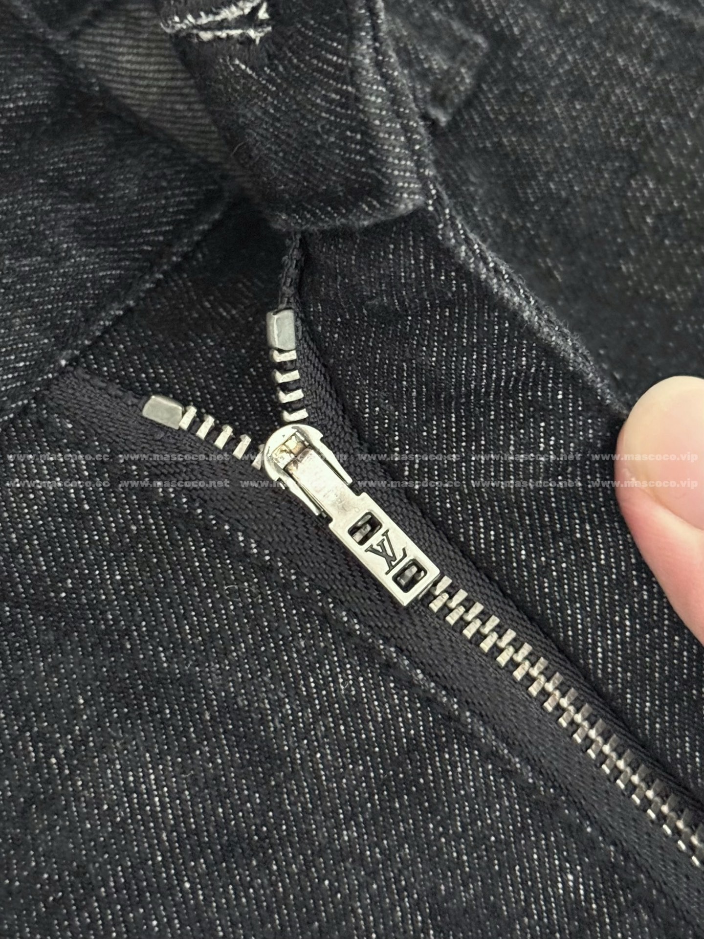 「#5295」Louis Vuitton FW25 Mng Printed Jeans - Image 5