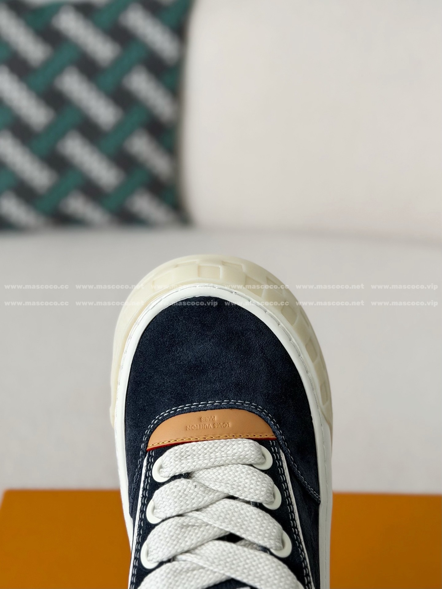 「#5382」LOUIS VUITTON TILTED CANVAS LEATHER BOARD SHOES - Image 9