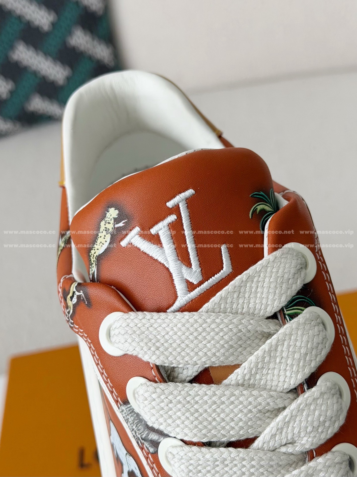 「#5383」LOUIS VUITTON TILTED CANVAS LEATHER BOARD SHOES - Image 10