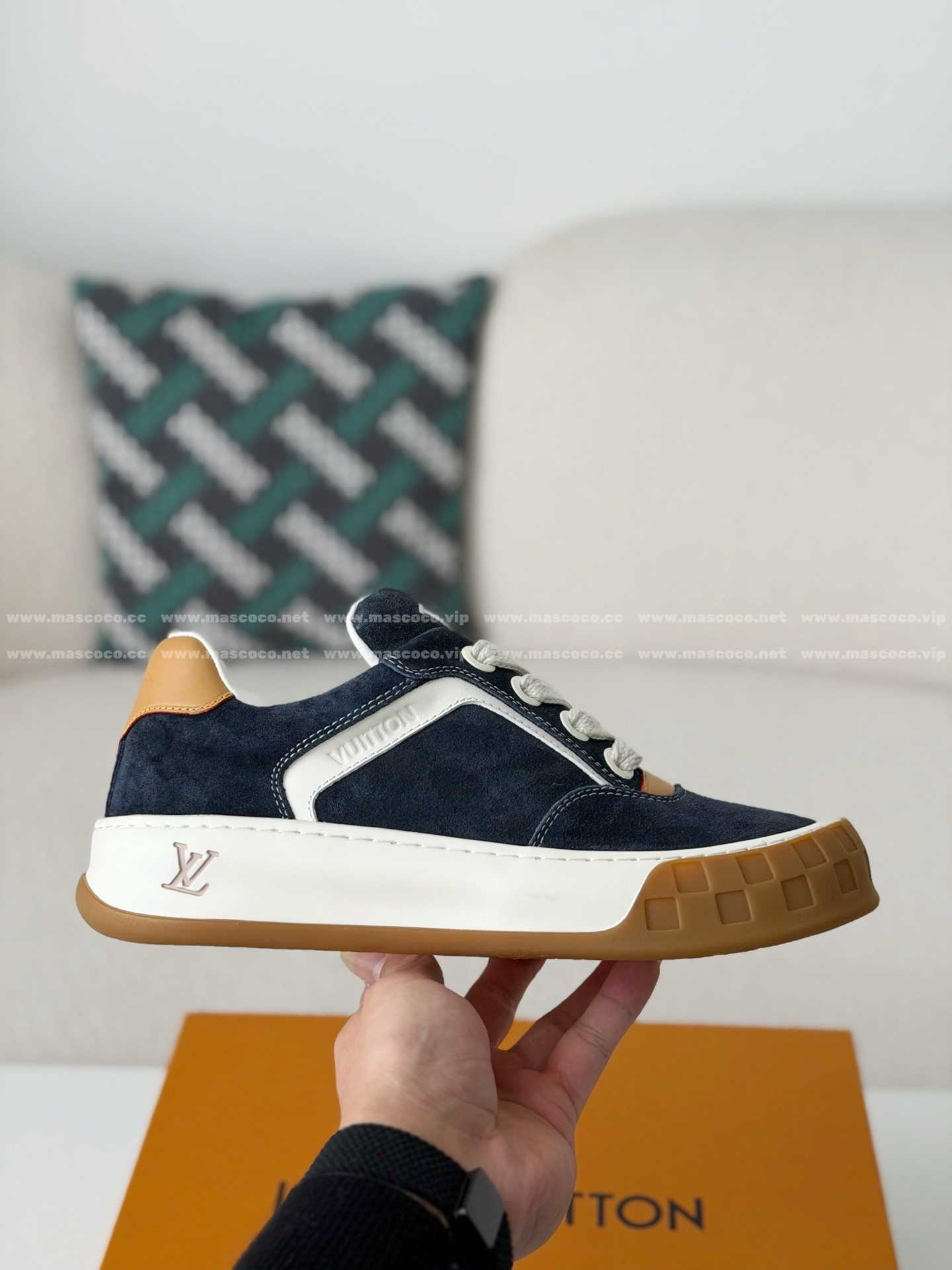 「#5385」LOUIS VUITTON TILTED CANVAS LEATHER BOARD SHOES - Image 6