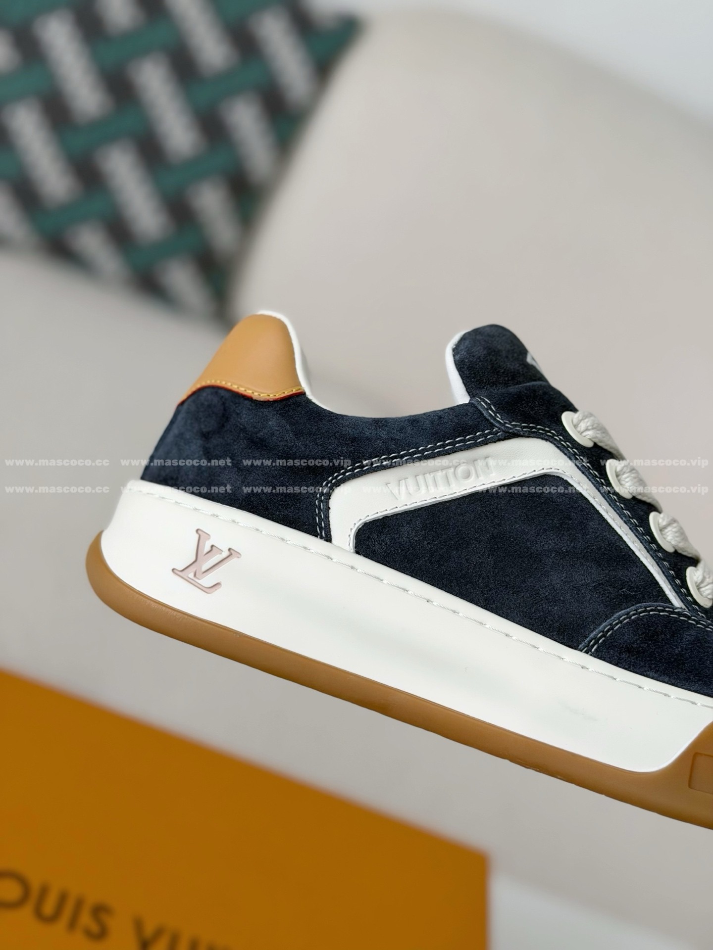 「#5385」LOUIS VUITTON TILTED CANVAS LEATHER BOARD SHOES - Image 7
